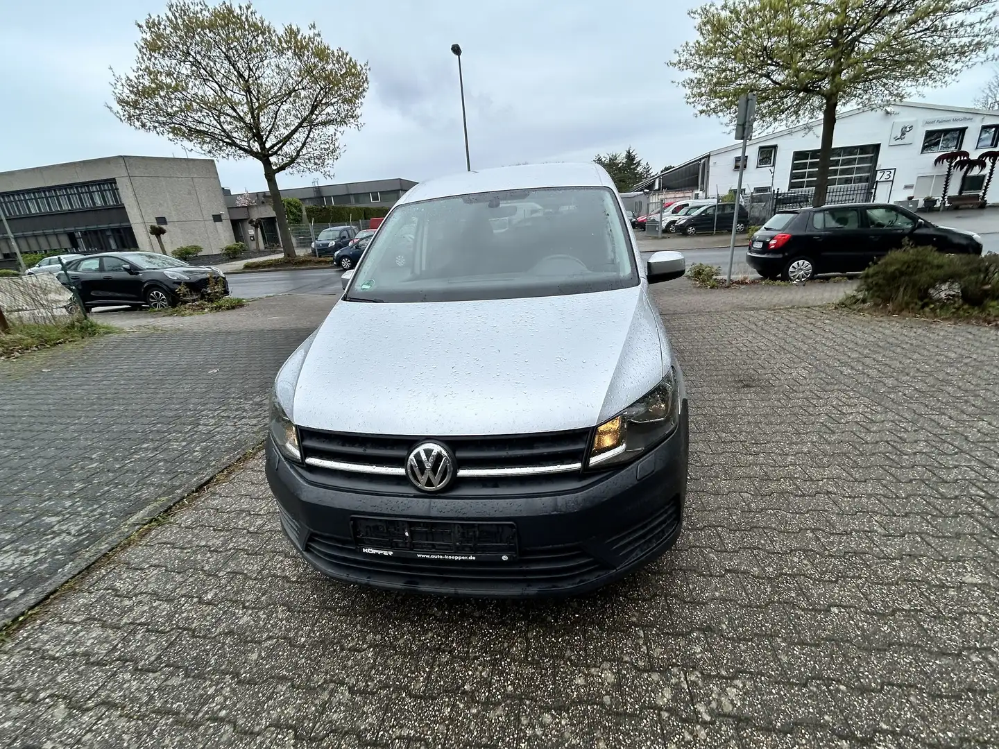 Volkswagen Caddy Trendline BMT Grijs - 1