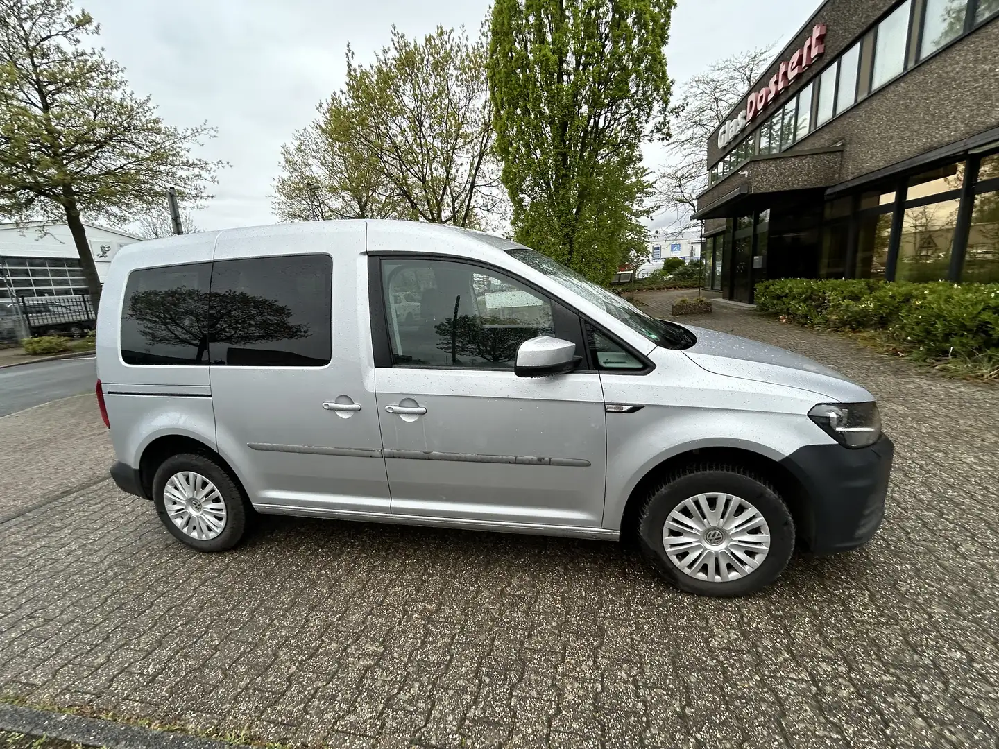 Volkswagen Caddy Trendline BMT Grijs - 2