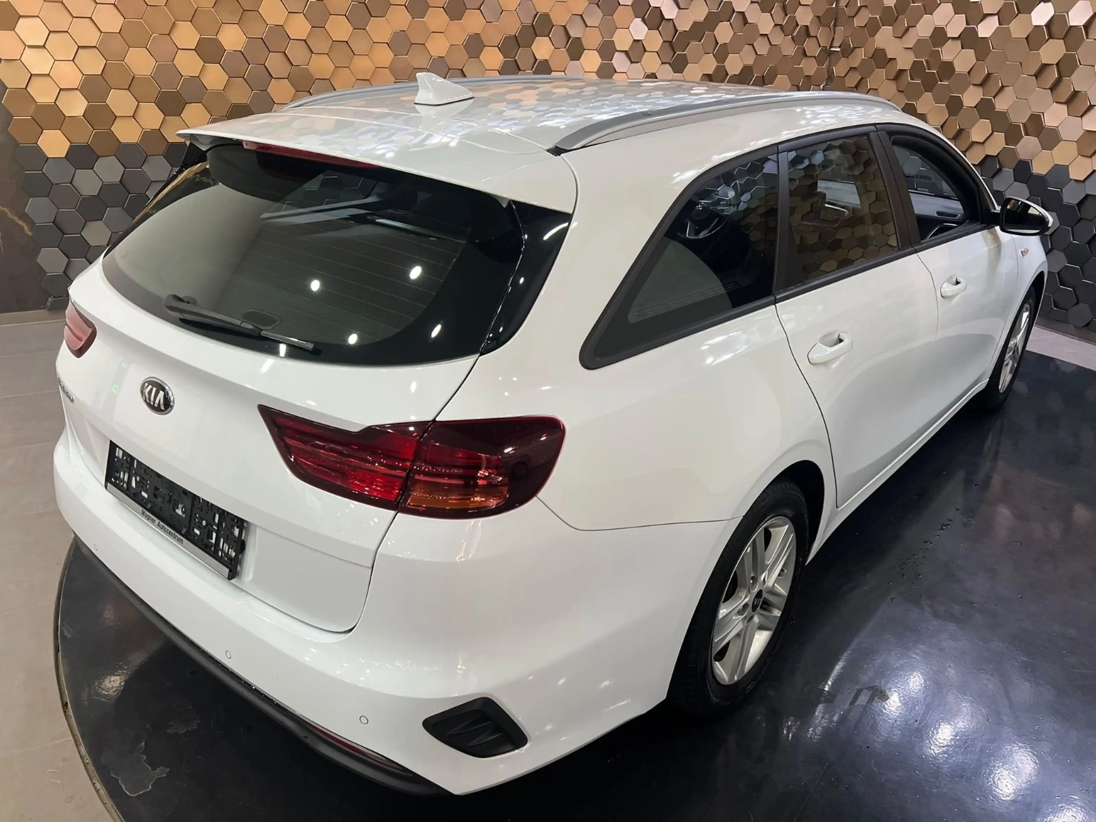 Kia Ceed SW / cee'd SW Ceed SW Edition 7 /Kamera/Shg/ — photo 2