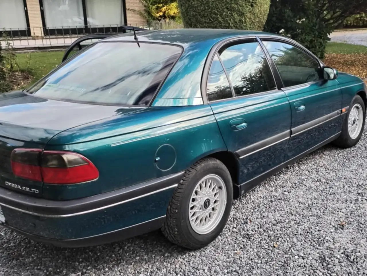 Opel Omega 2.5 Turbo CD, foto 3