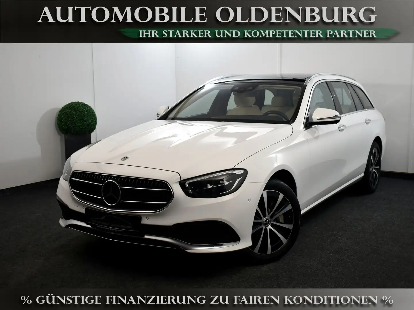 Mercedes-Benz E 300 de T 4M Avantgarde *Distro+*AHK*Pano*BURM* Blanc - 1