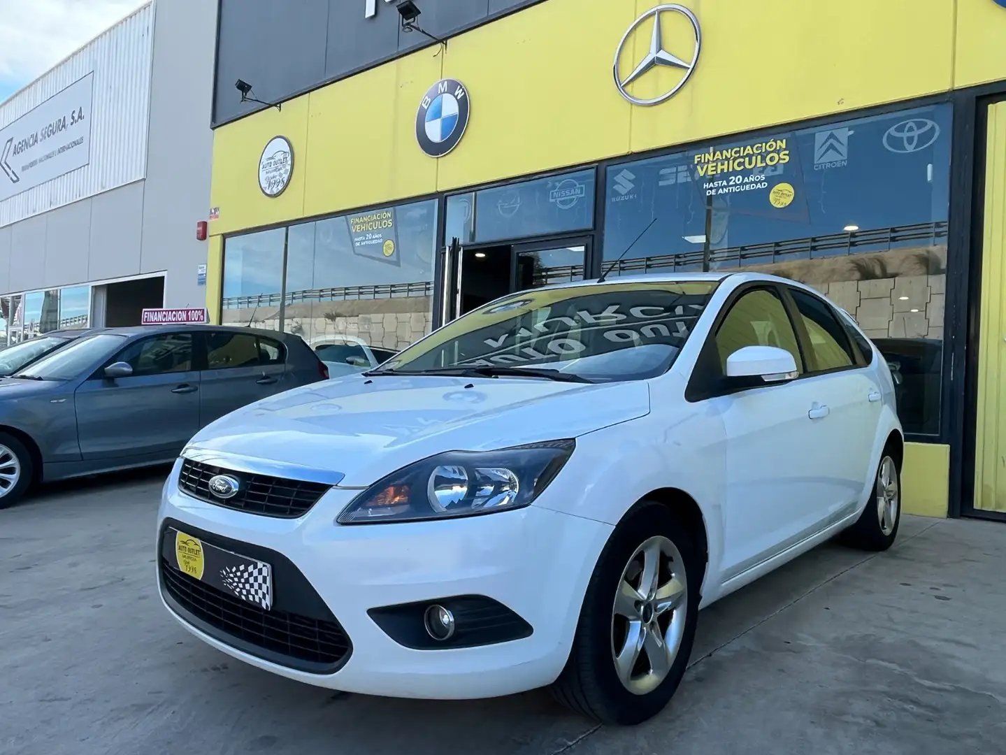 Ford Focus 1.6TDCi Trend 109 Blanco - 1