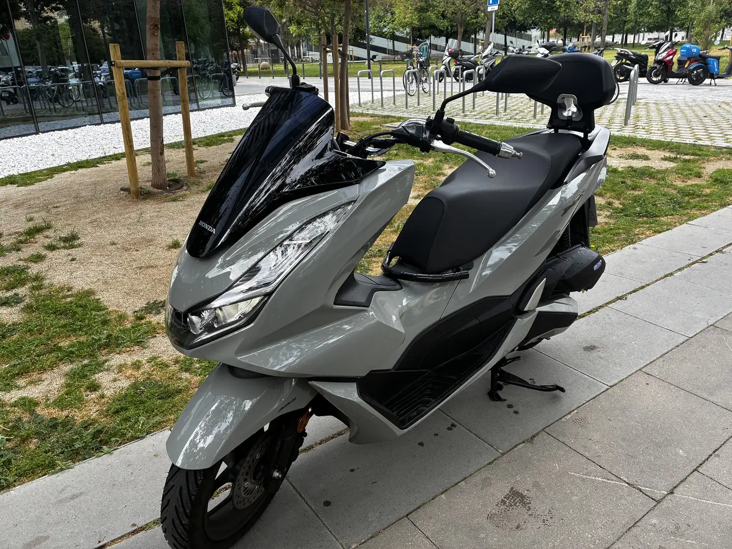Honda PCX 125 - 1