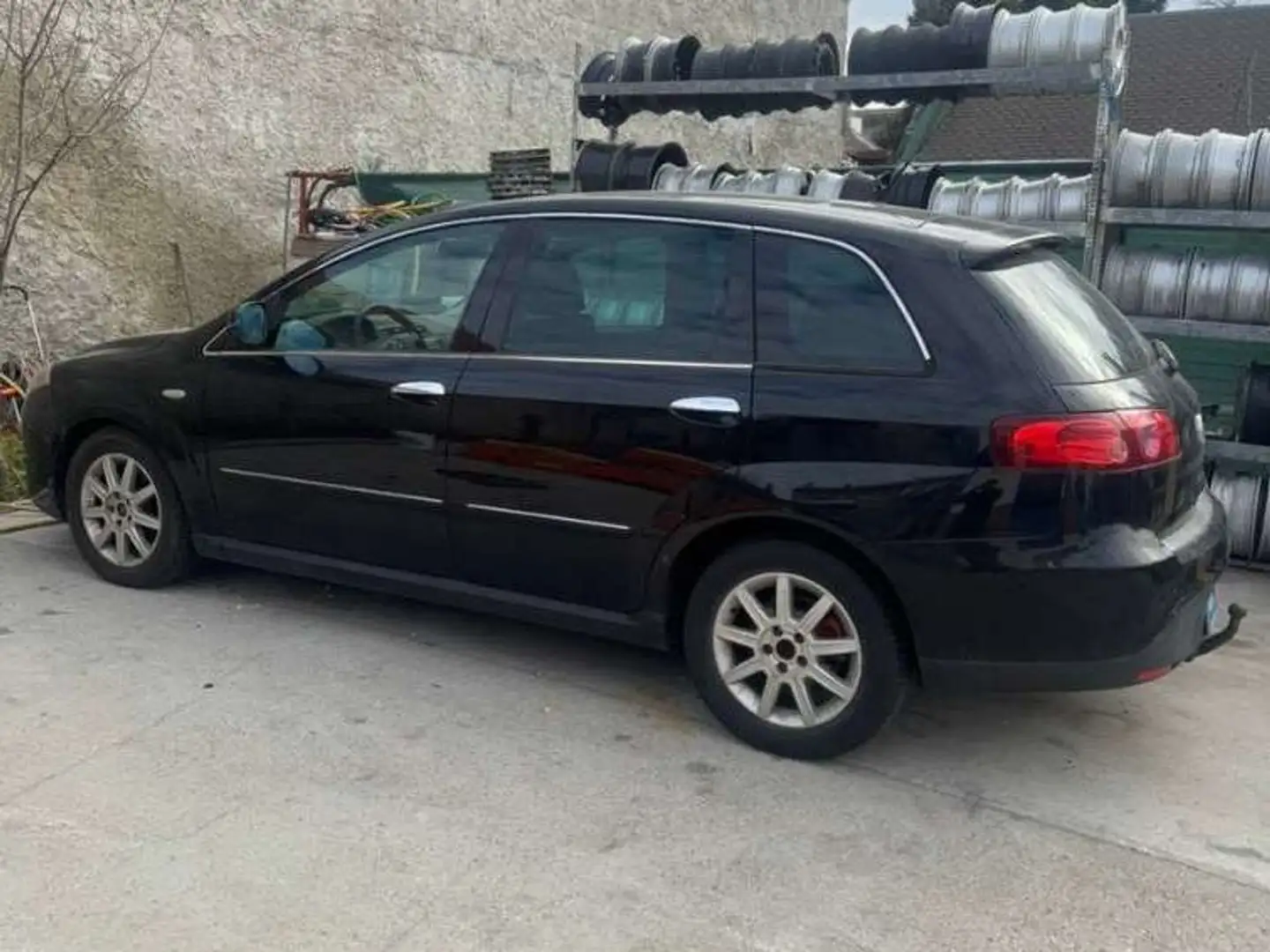 Fiat Croma Croma 1,9 JTD Multijet 150 Dynamic Aut. Dynamic Noir - 2