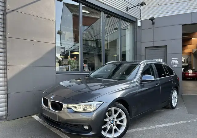 BMW 318 318i Touring