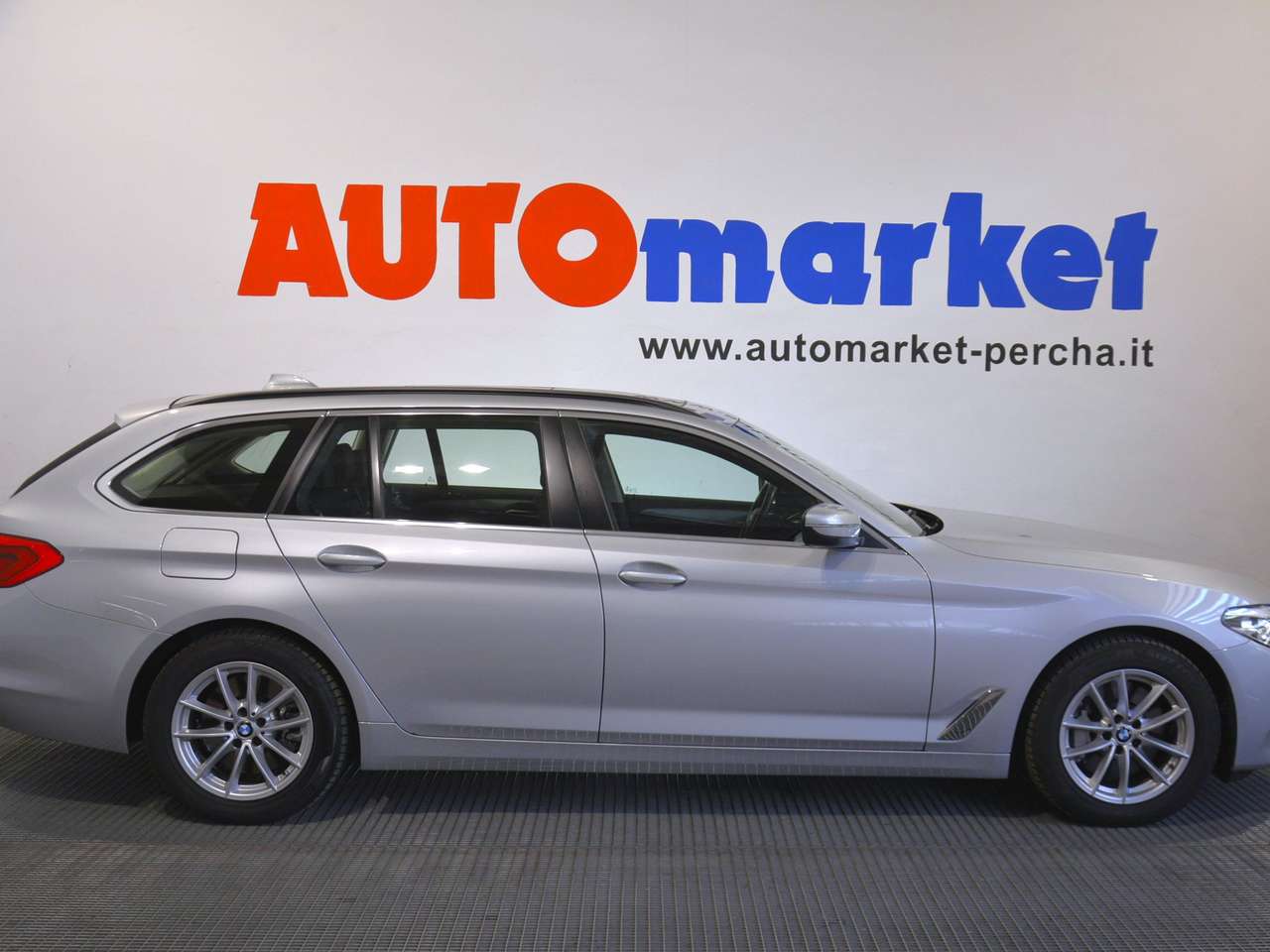 BMW 530 d Touring xdrive Business 265cv auto