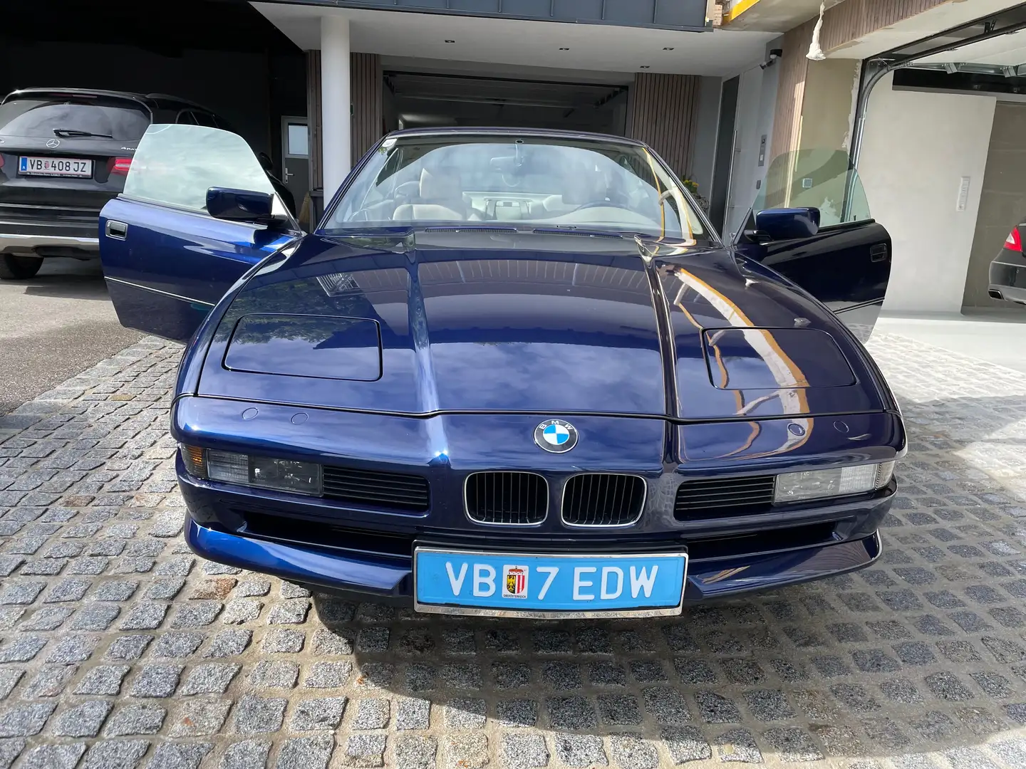 BMW 850 850i Blau - 1