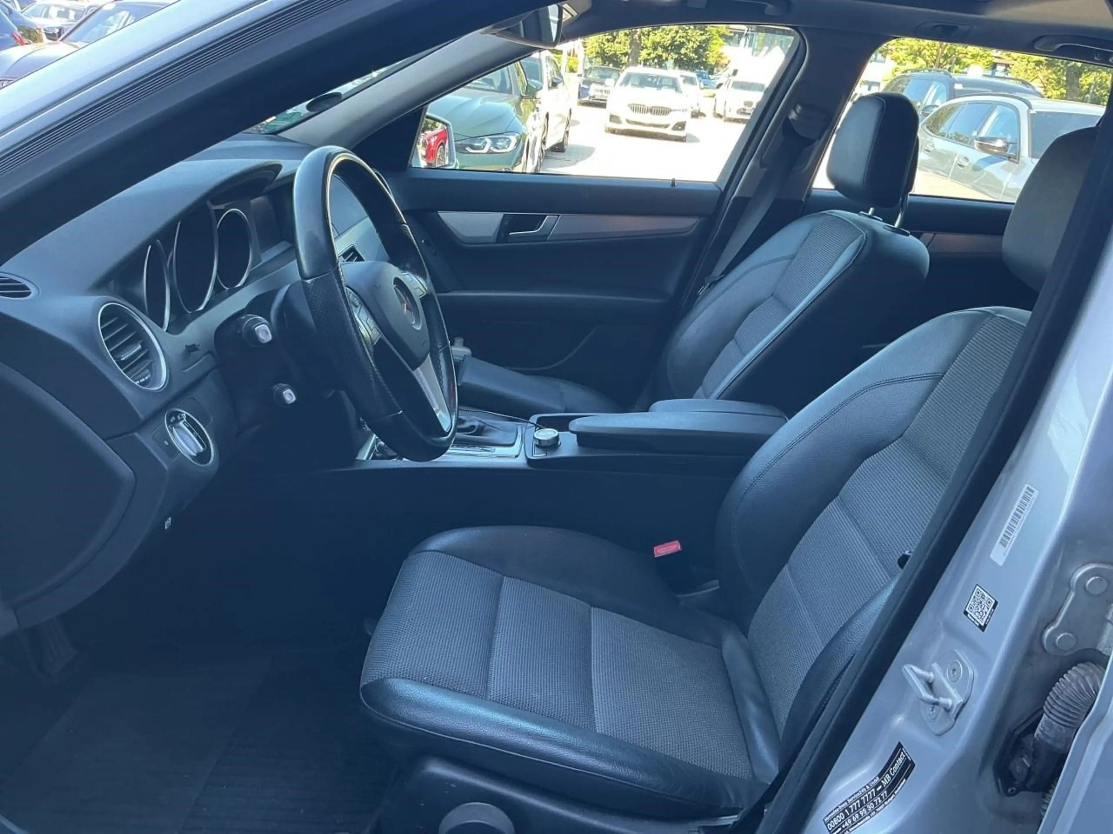 Mercedes-Benz C 180 CGI T BlueEfficiency + 2.HAND — photo 3