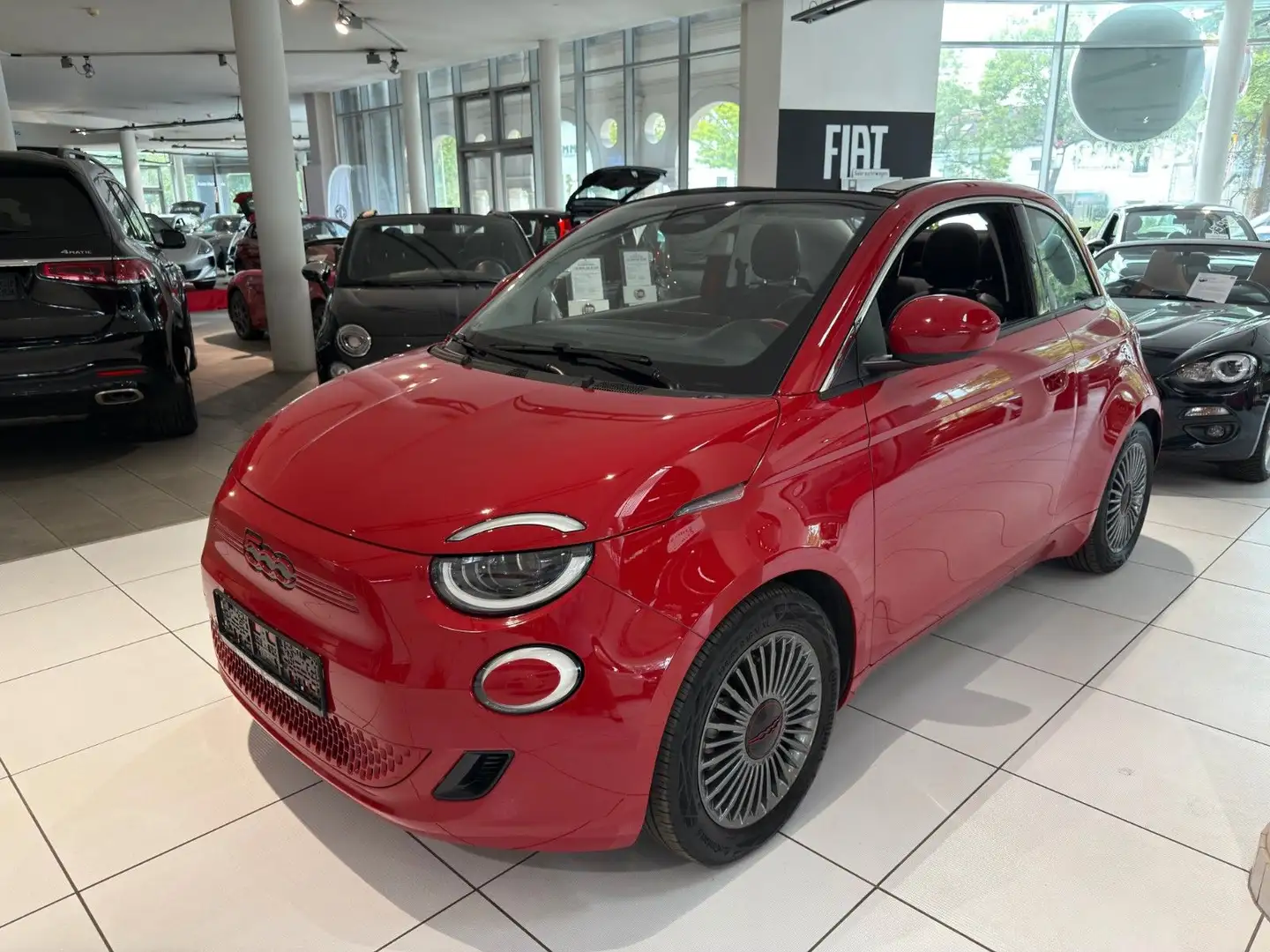 Fiat 500e Red Cabrio Rot - 1