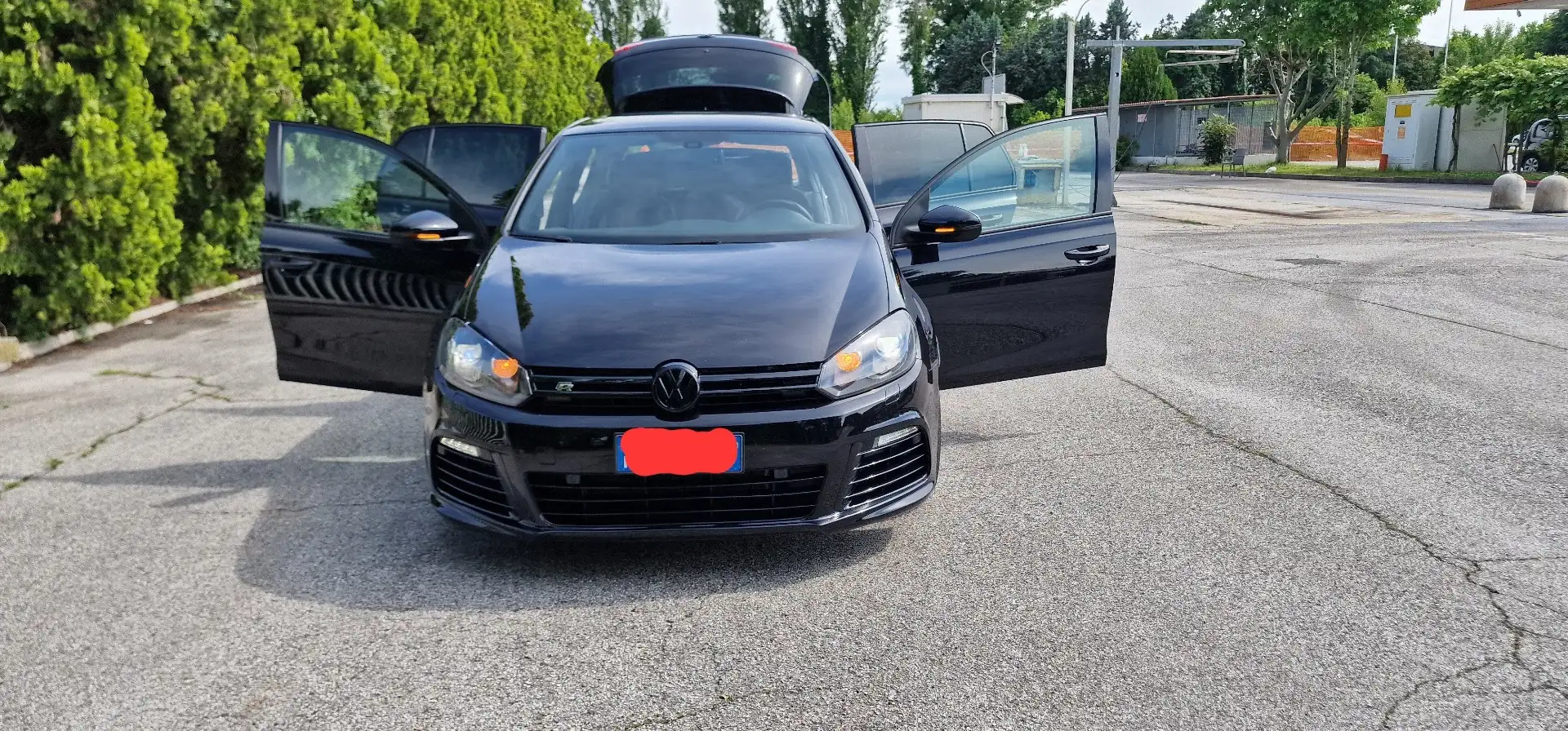 Volkswagen Golf R - 2