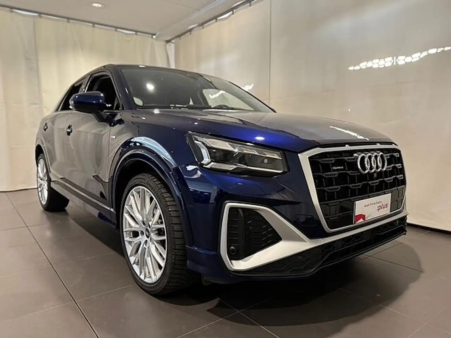 Audi Q2 35 TDI quattro S tronic S line Edition Blu/Azzurro - 1