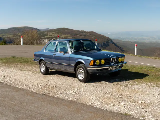 BMW 320 /4 E21 1976