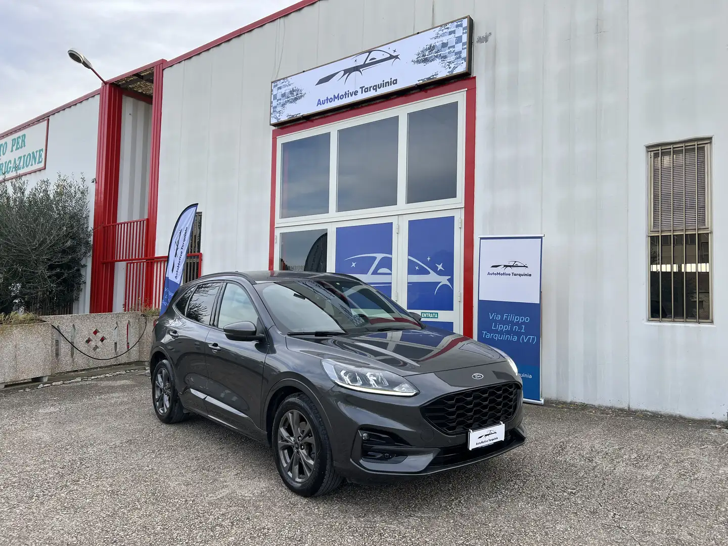 Ford Kuga 1.5 Ecoblue 120cv ST-LINE C.Automatico Grigio - 1