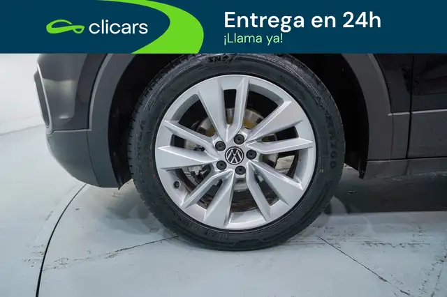 Volkswagen T-Cross view 11
