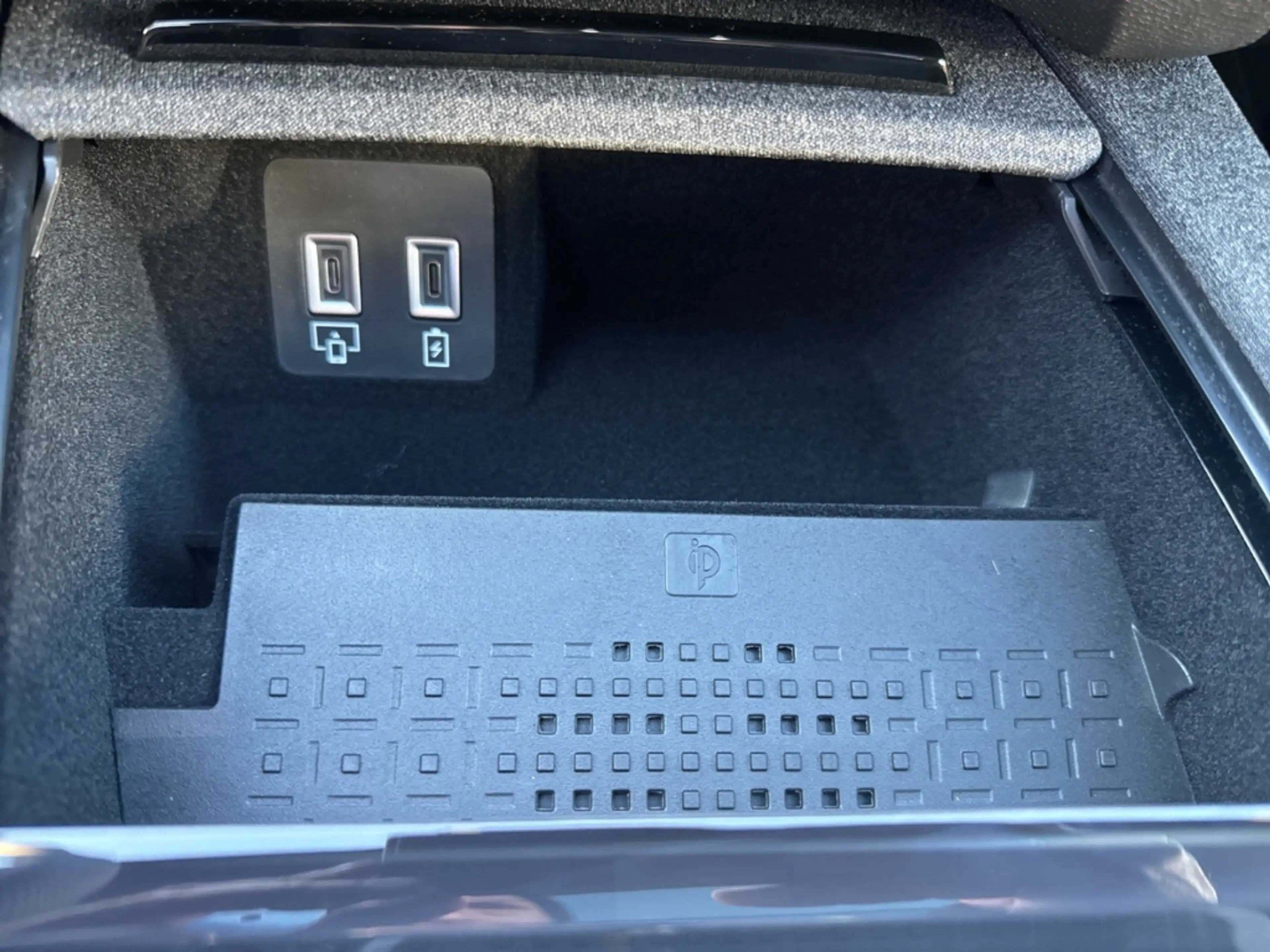 Opel Grandland 1.6 Plug-in-Hybrid GS 195 PS AHK LM Felgen Panoram — photo 25