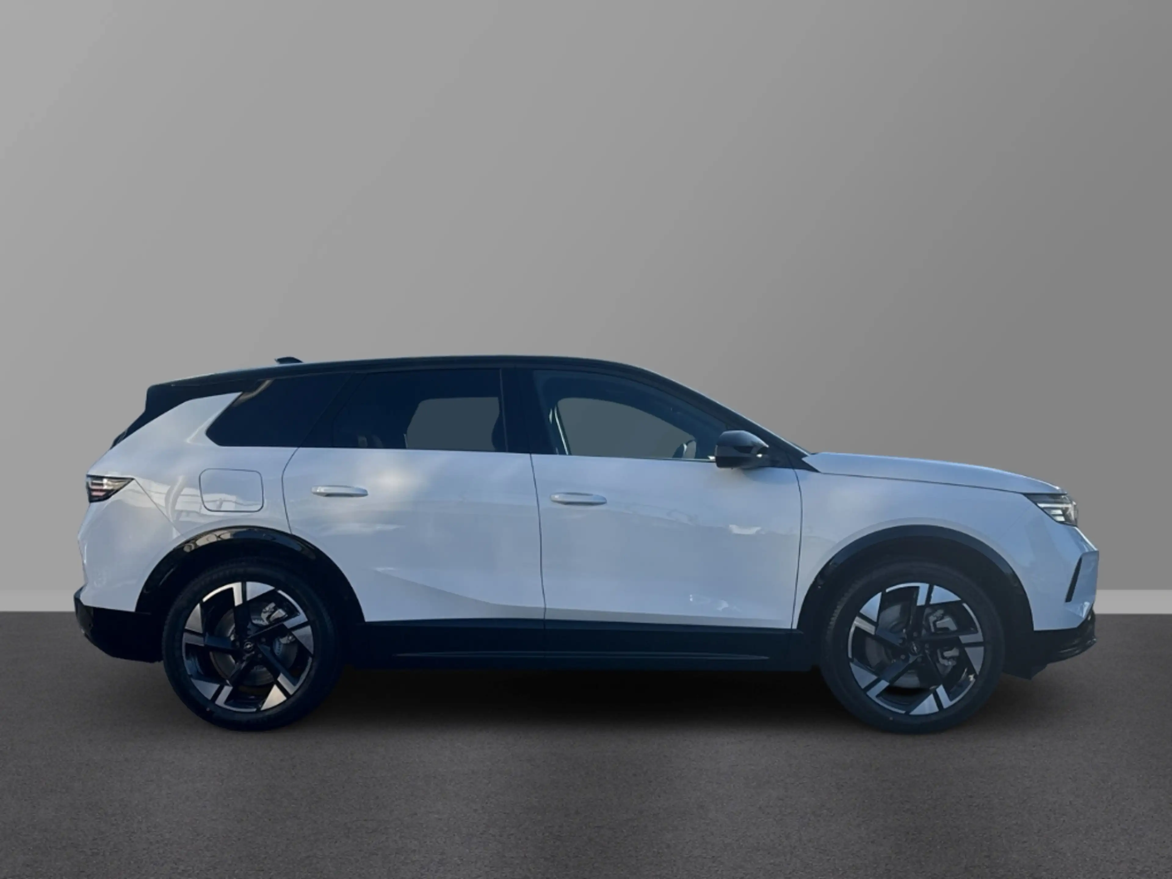 Opel Grandland 1.6 Plug-in-Hybrid GS 195 PS AHK LM Felgen Panoram — photo 6