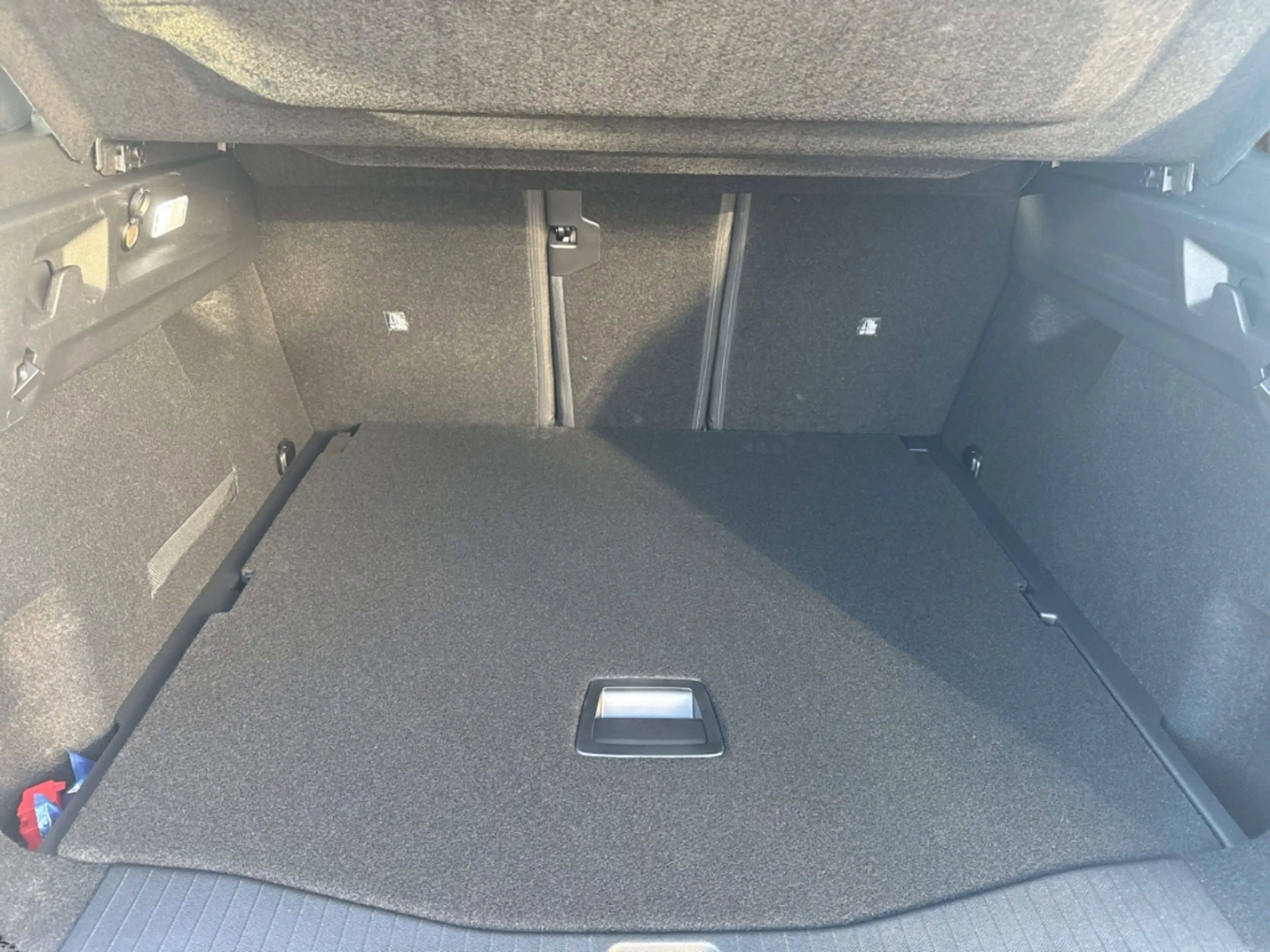 Opel Grandland 1.6 Plug-in-Hybrid GS 195 PS AHK LM Felgen Panoram — photo 13