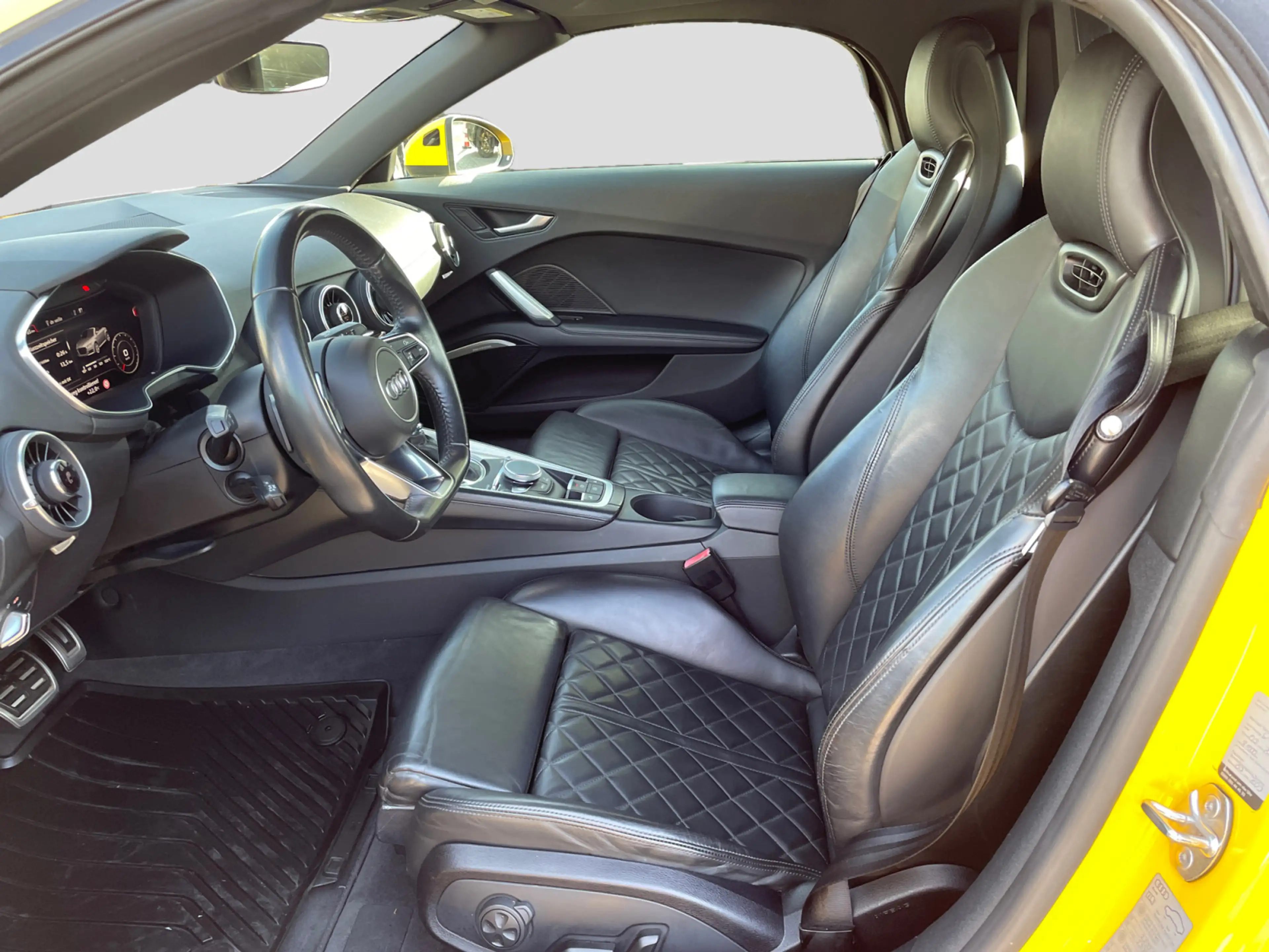 Audi TT 2.0 TFSI quattro S tronic S line Mat — photo 10