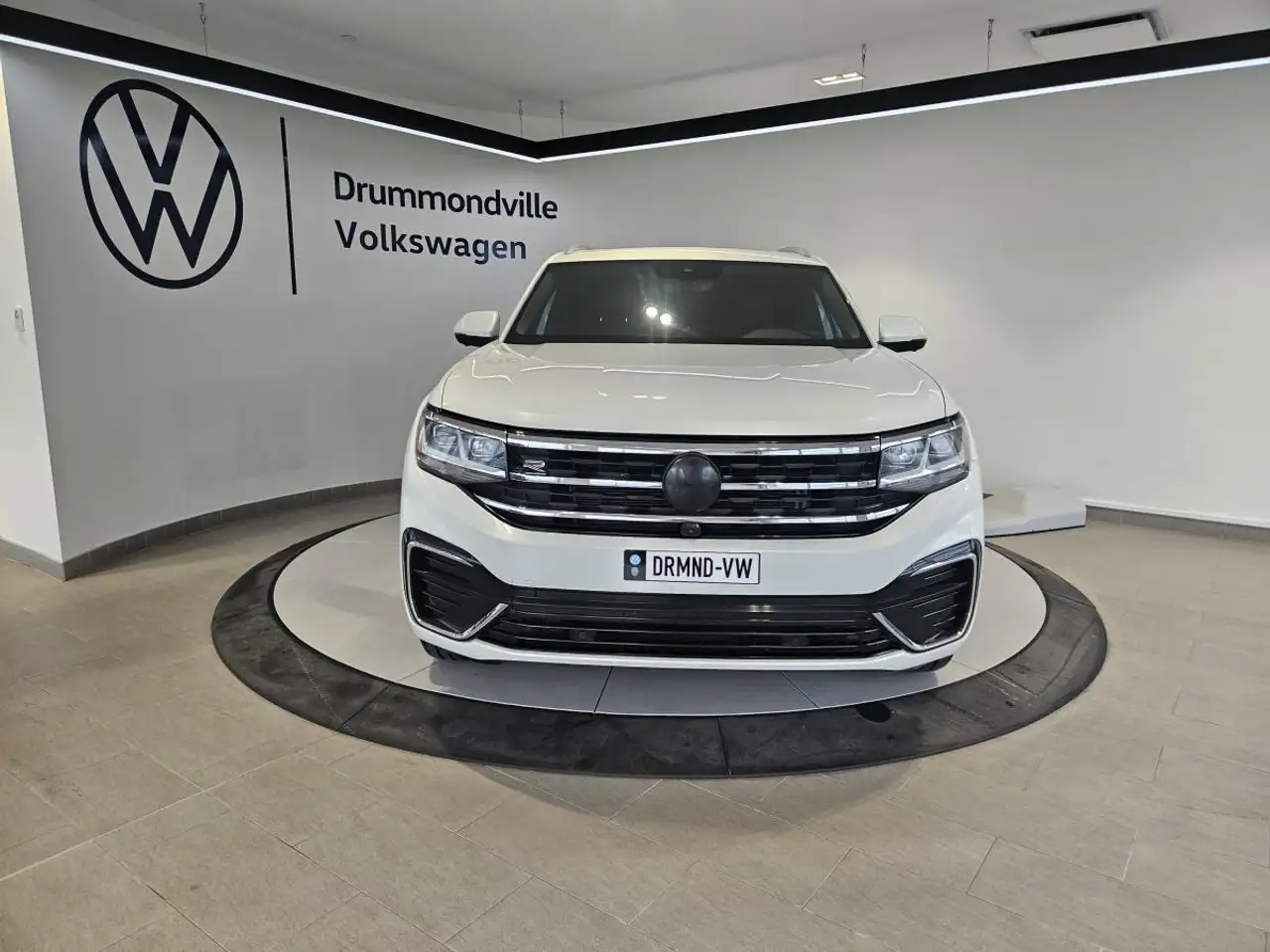 Volkswagen Atlas снимка Volkswagen Atlas