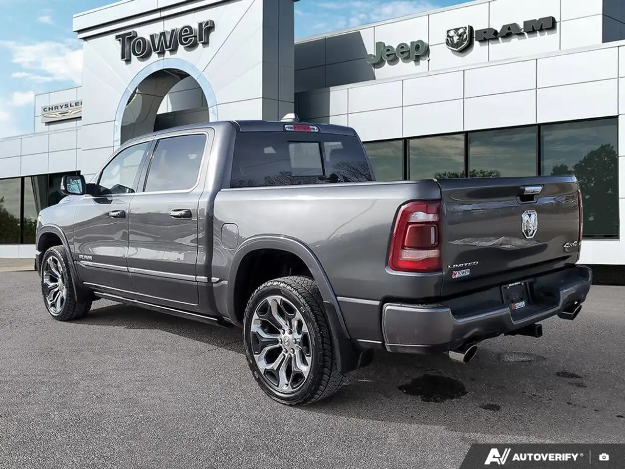 RAM 1500 снимка RAM 1500
