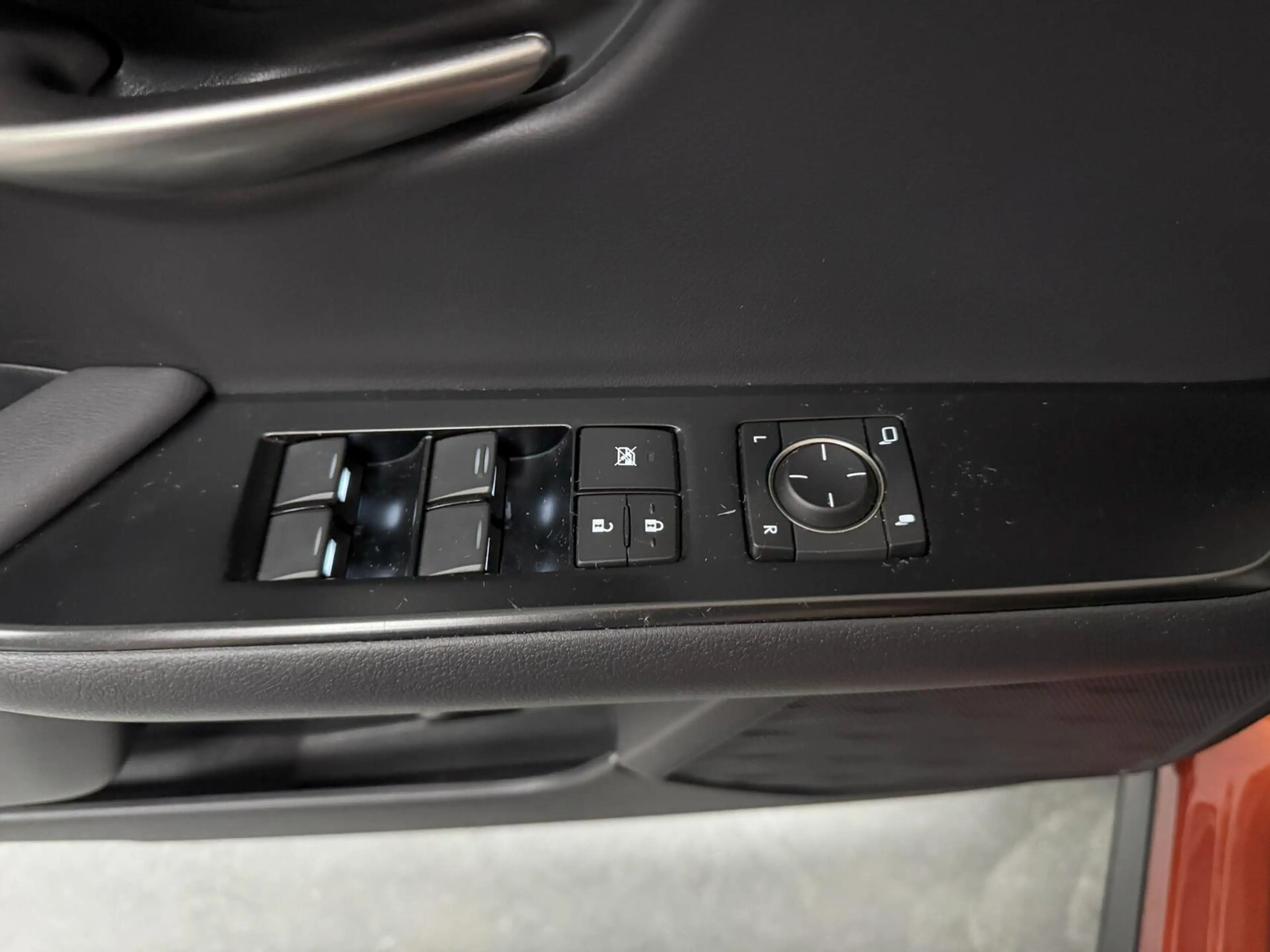 Lexus UX 250h Luxury Line / Zwart leer — photo 14
