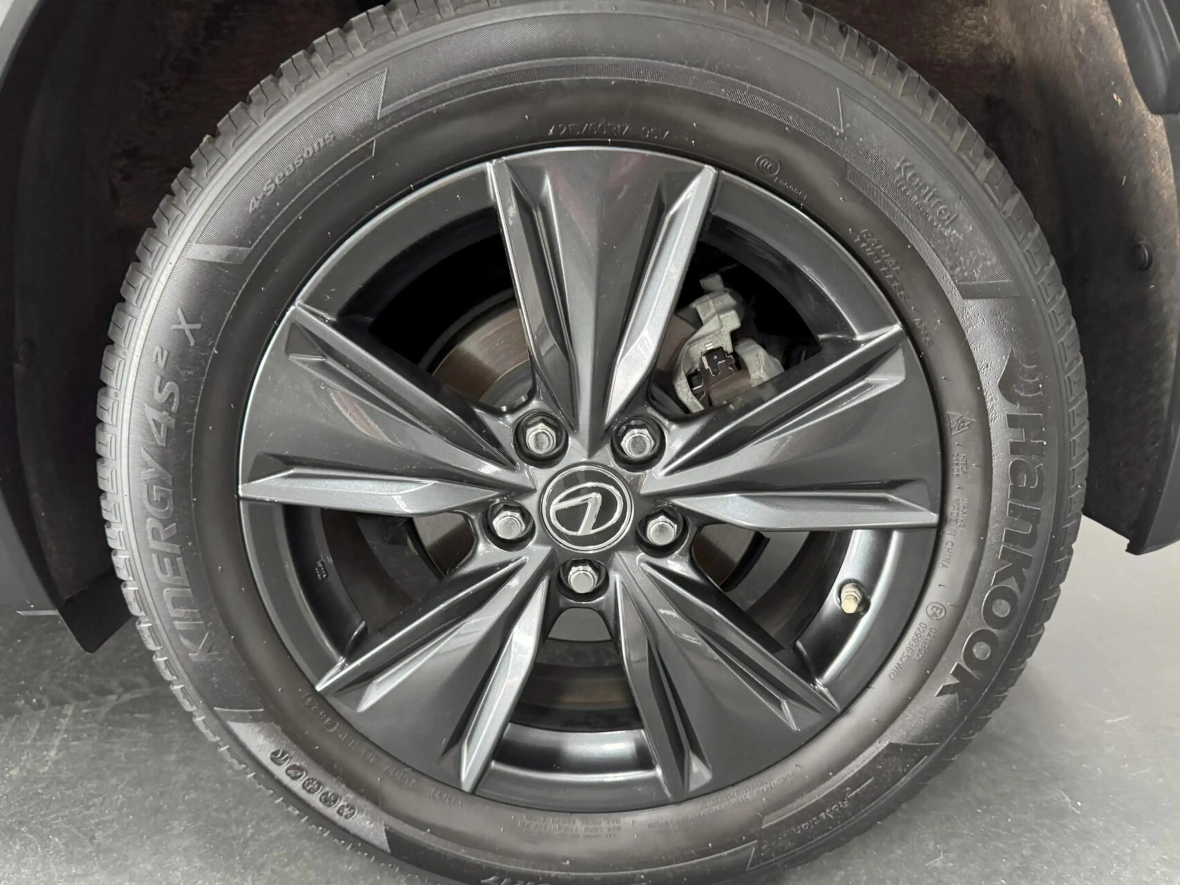 Lexus UX 250h Luxury Line / Zwart leer — photo 15