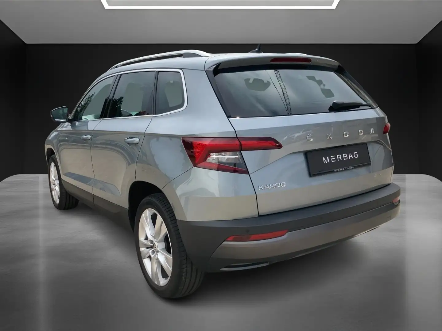 Skoda Karoq 1,5 TSI Style SC DSG Gris - 2