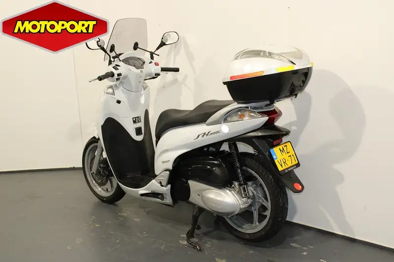 Honda SH 300 - foto 4