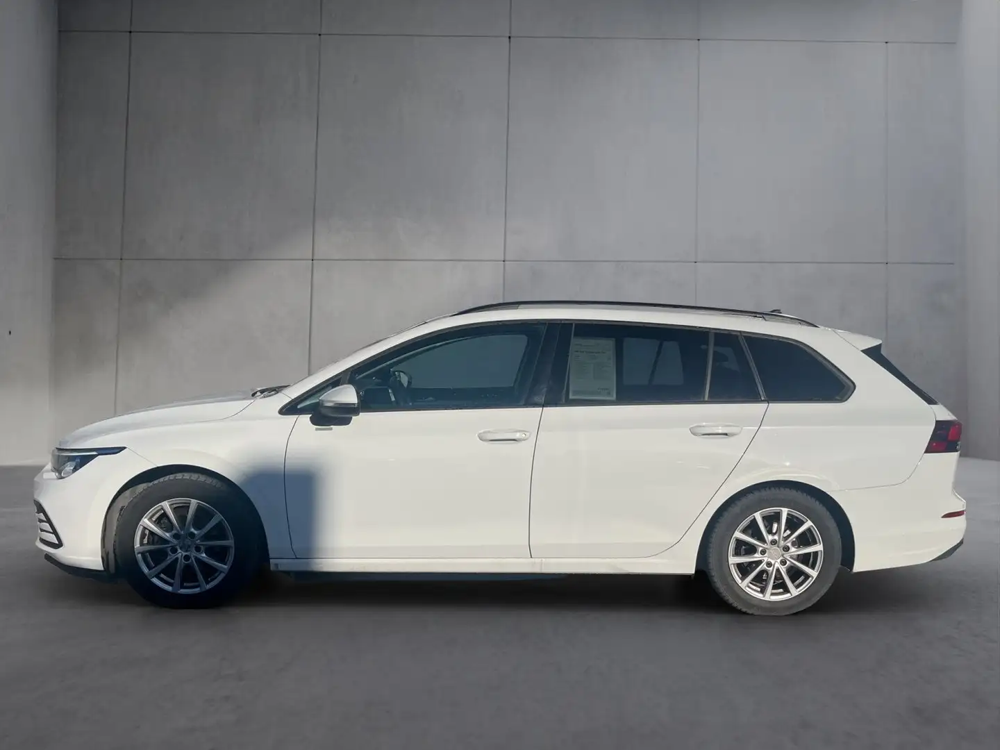 Volkswagen Golf Variant Life TSI Weiß - 2