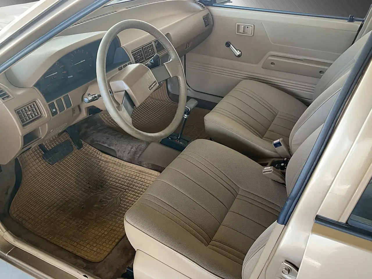 Nissan Cherry 1,5 GL Aut., foto 6