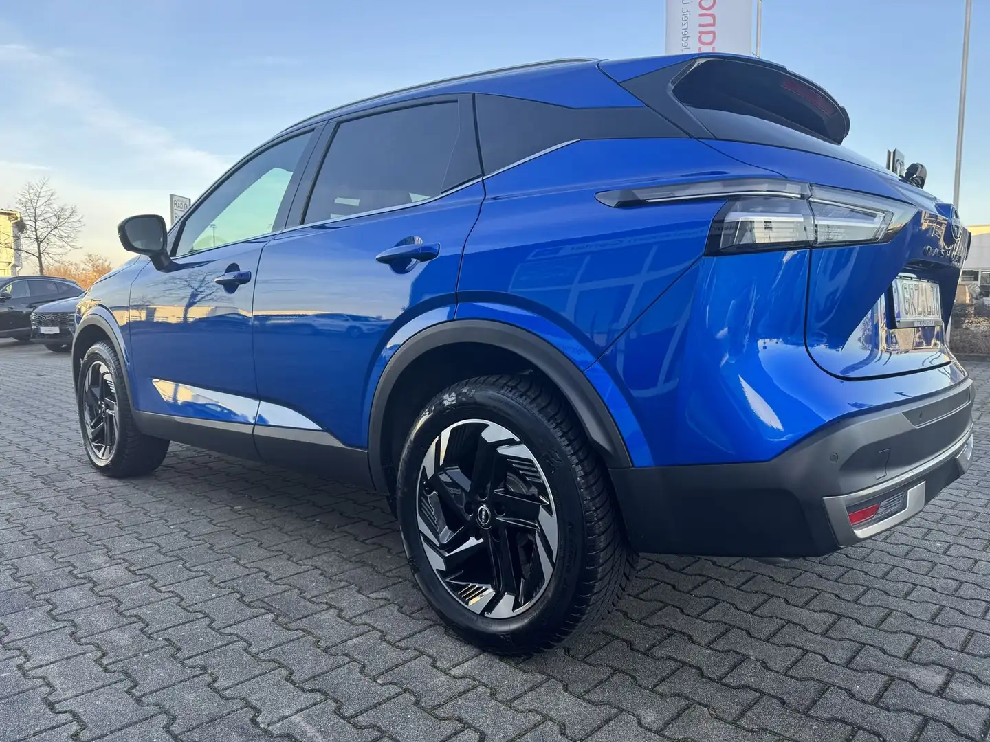 Nissan Qashqai 1.3 MHEV 7-AT Connecta LED AVM P-Dach S- - 2