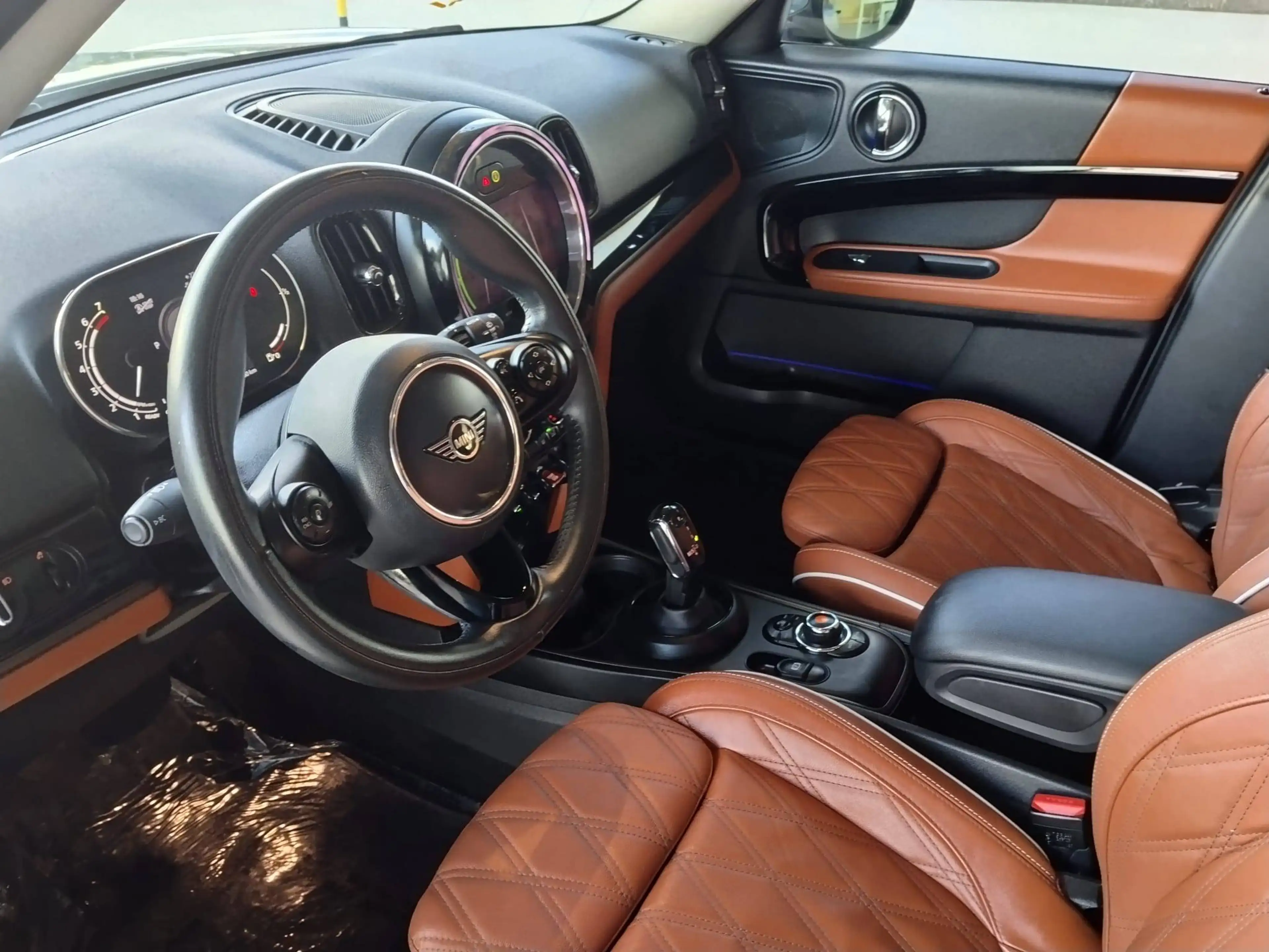 MINI One Countryman Mini Countryman 1.5 Auto - Toit Ouvrant - CarPlay - LED - Cuir - Régulateur — photo 12