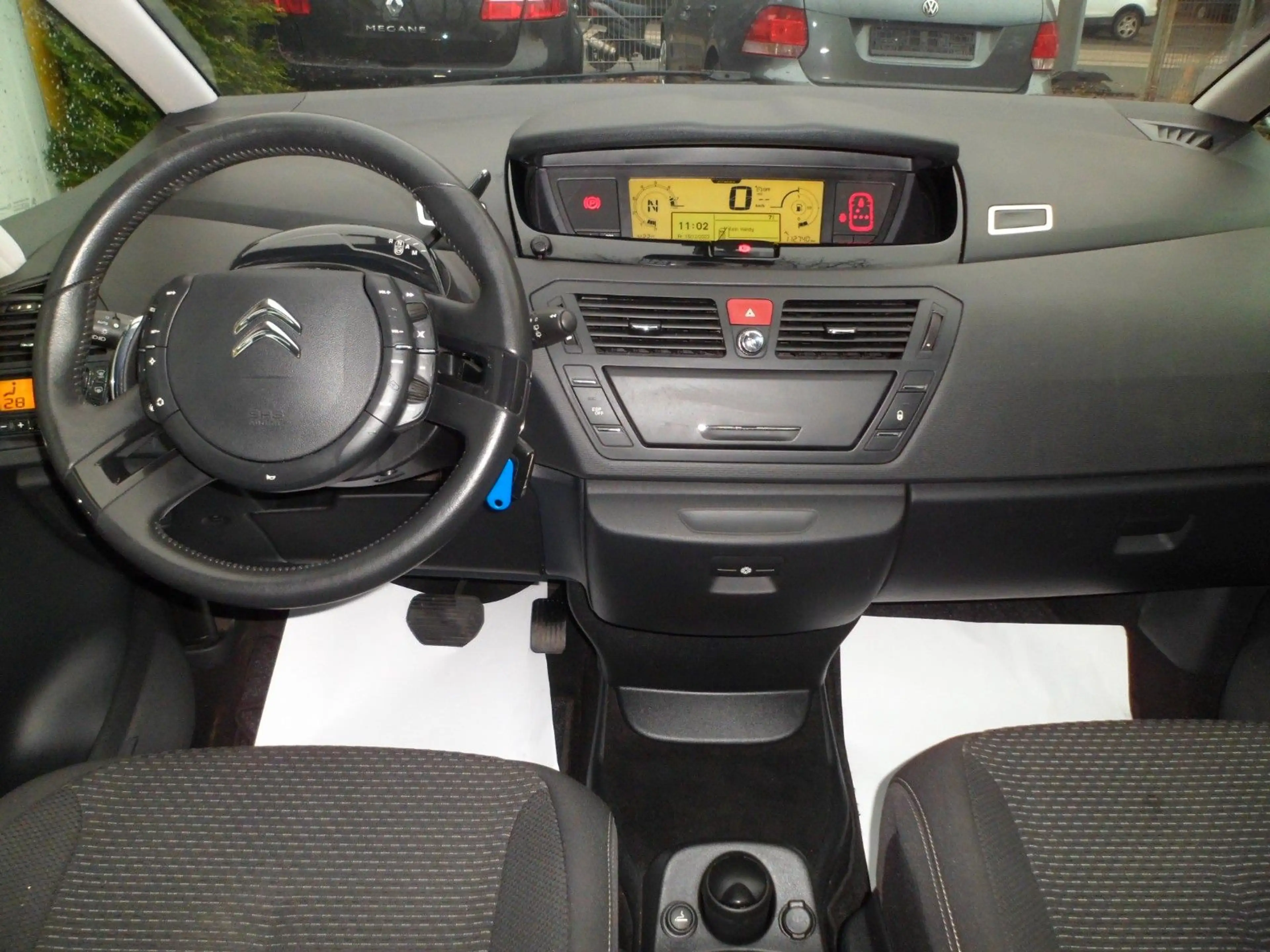 Citroen C4 Picasso C4 KLIMA/TEMPOMAT/PDC/TÜV/AU NEU AUTOMATIK — photo 8