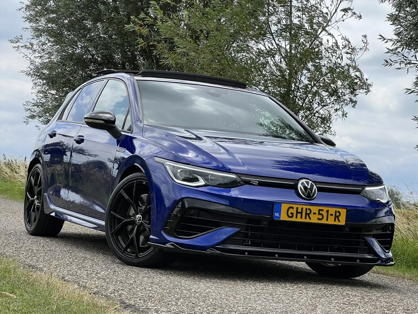 Volkswagen Golf 8 2.0 TSI R 320PK 4Motion Performance / Full Optio Blauw - 2