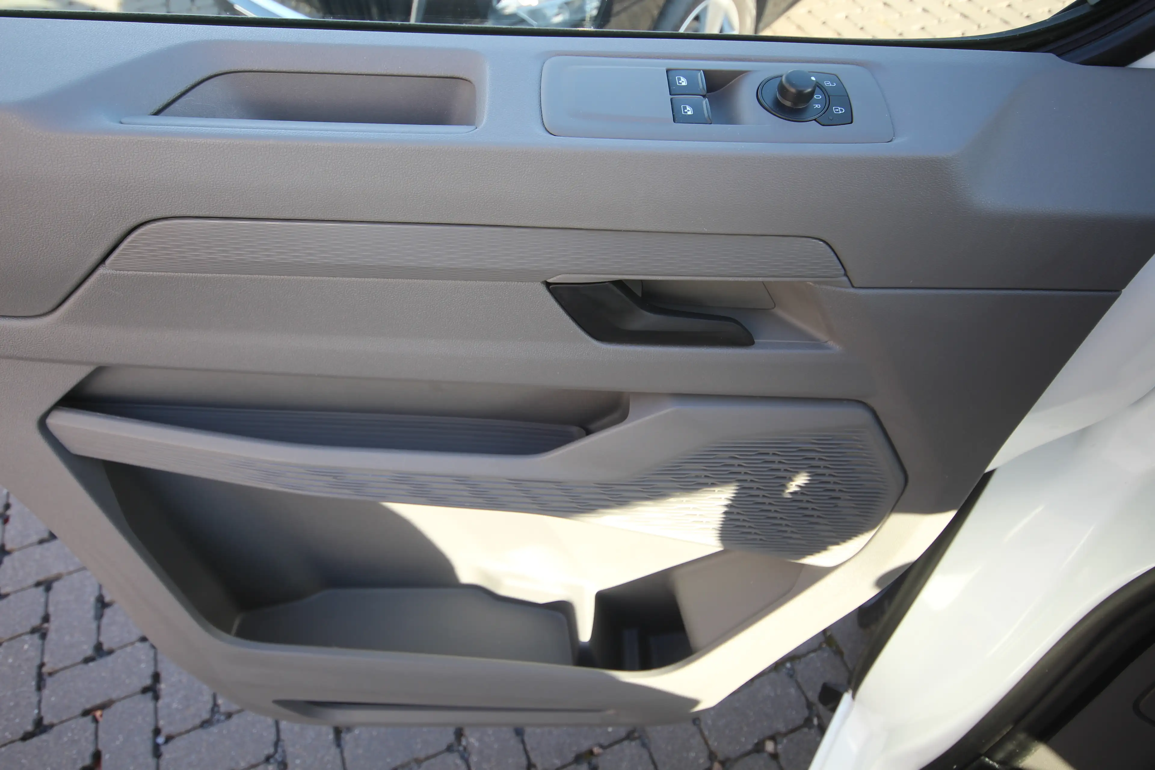 Volkswagen Transporter 2.0TDI - 31.790KM - 2025 — photo 13