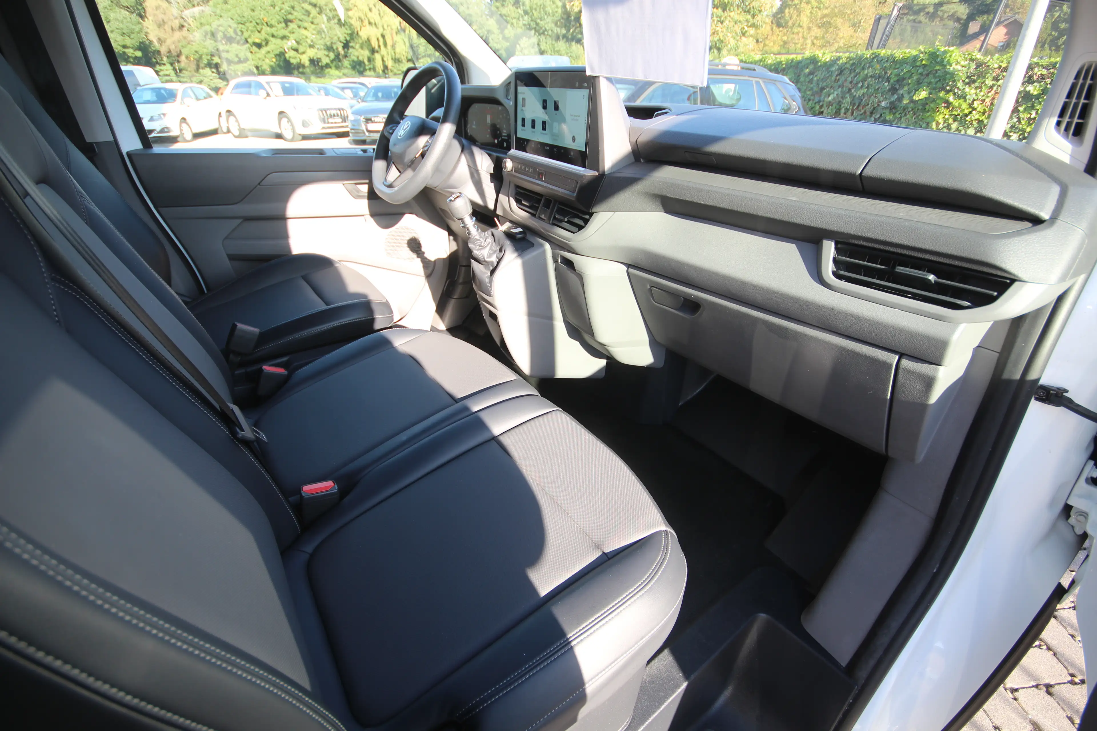 Volkswagen Transporter 2.0TDI - 31.790KM - 2025 — photo 15