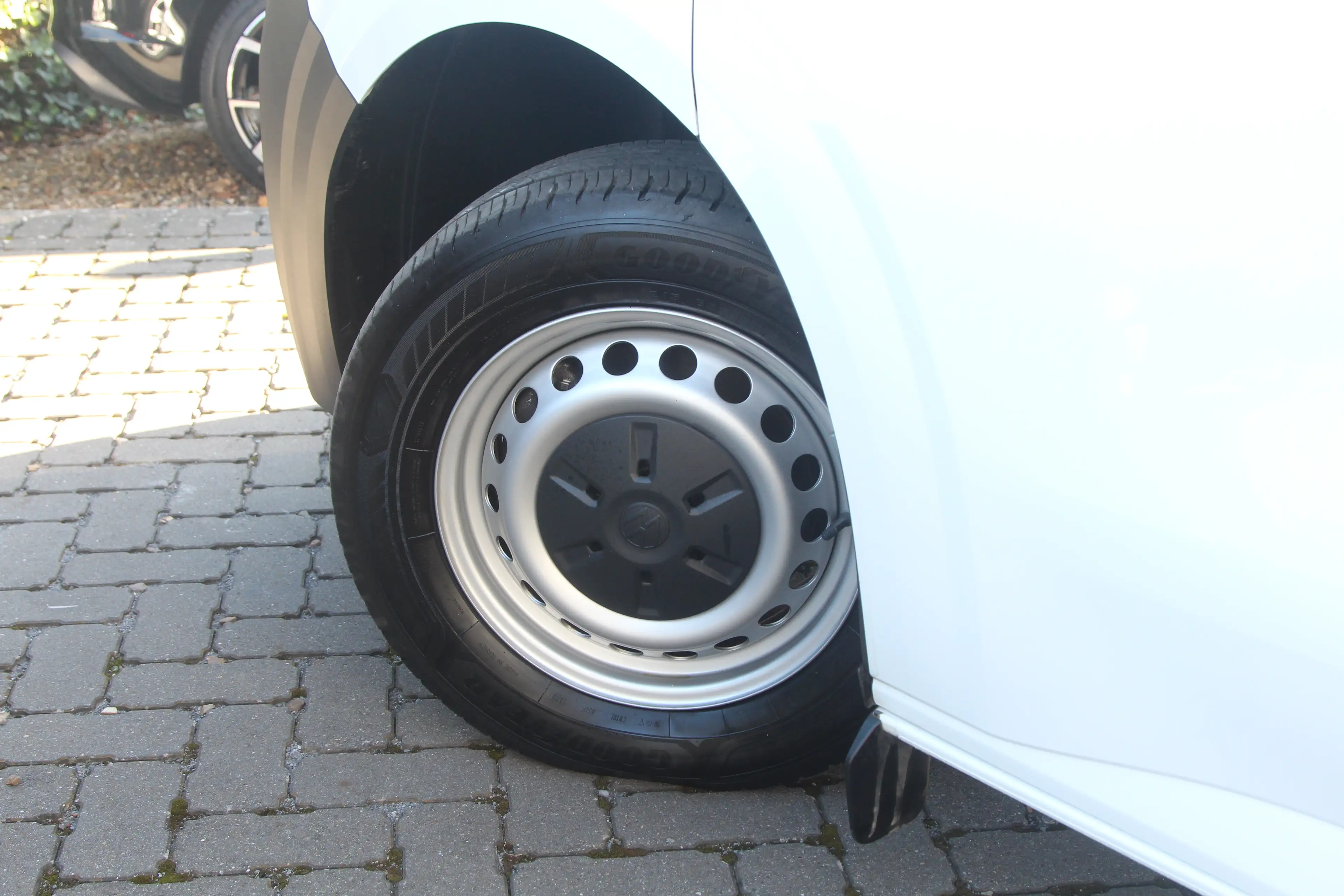 Volkswagen Transporter 2.0TDI - 31.790KM - 2025 — photo 8