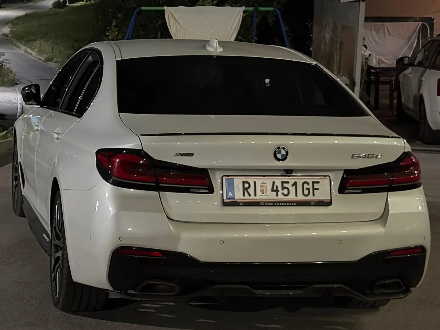 BMW 545 545e PHEV xDrive Aut. Weiß - 2