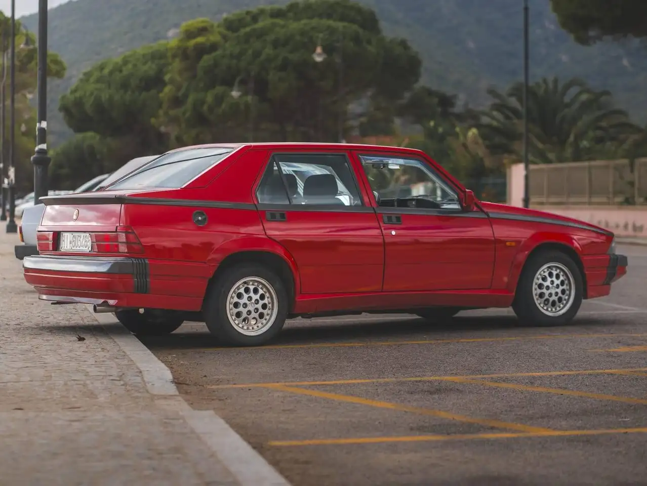 Alfa Romeo 75 1.8t Quadrifoglio Verde, foto 5
