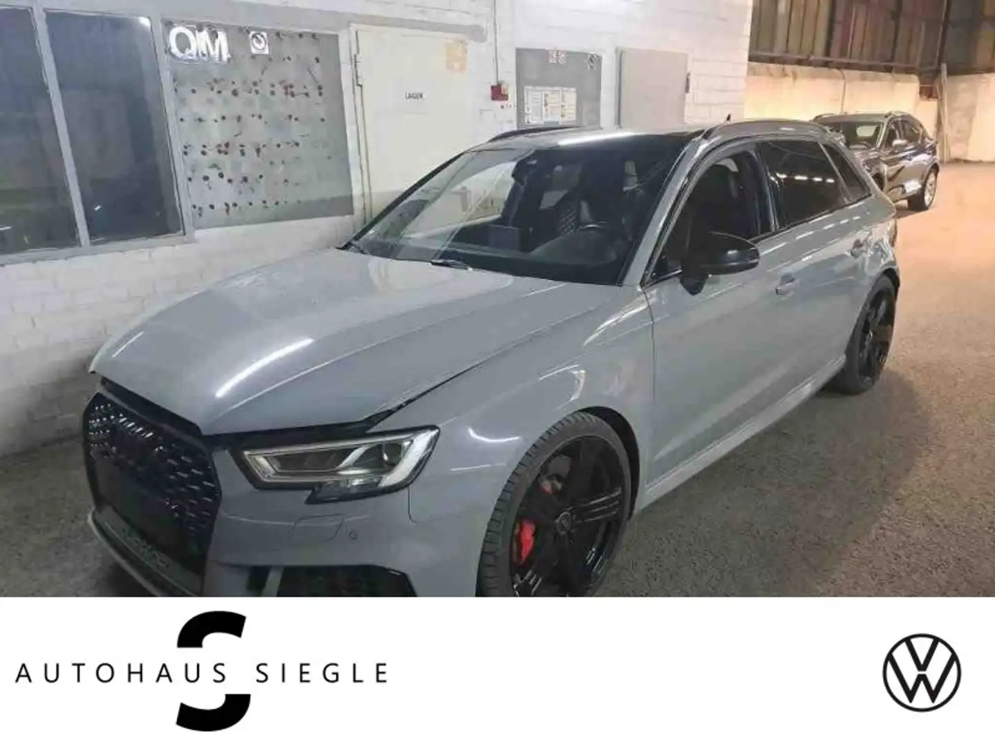 Audi RS3 3 Sportback 2.5 TFSI quattro Navi LED Pano Leder A Grau - 1