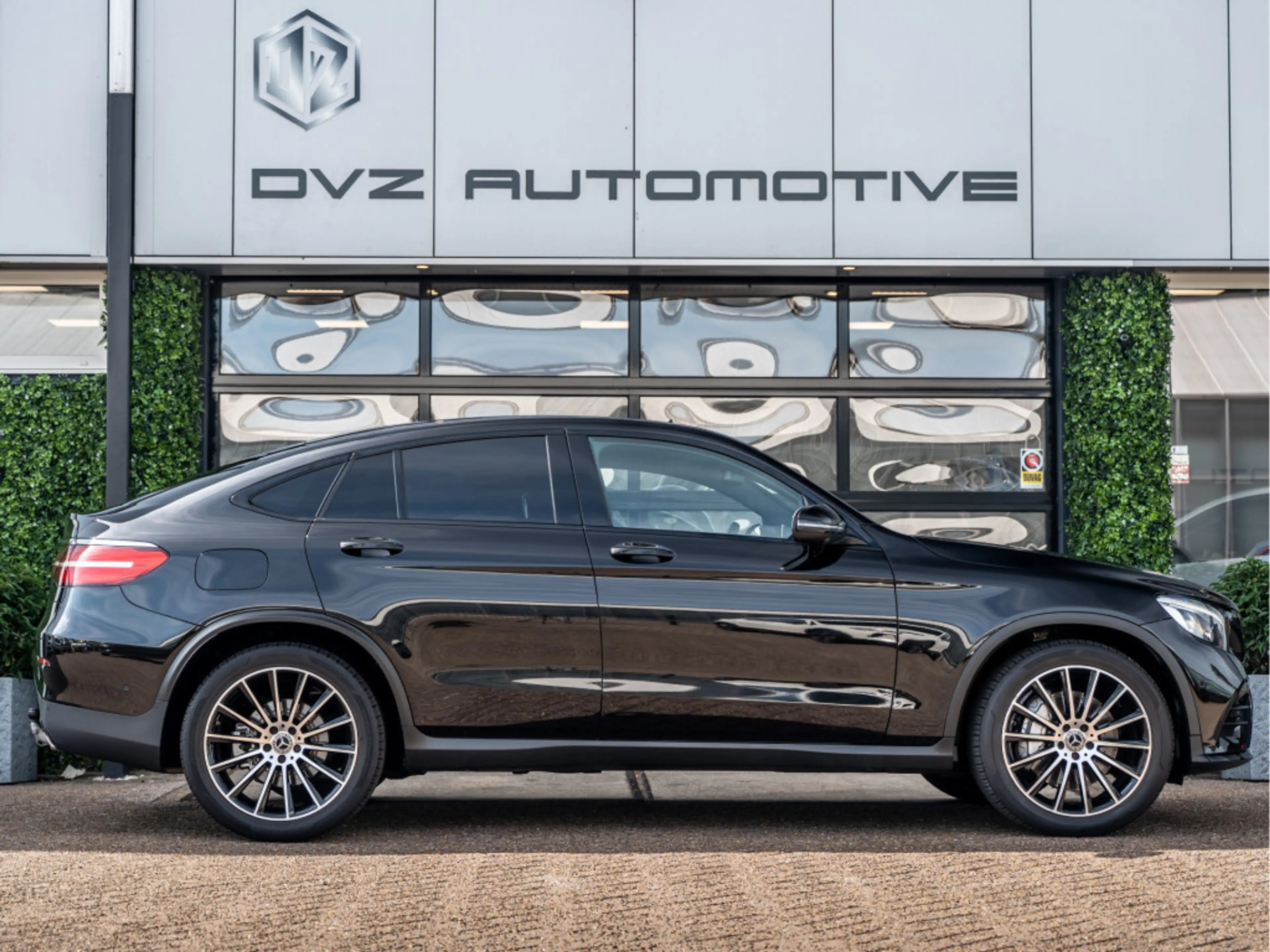 Mercedes-Benz GLC 350 Coupé 350e 4MATIC Premium Plus AMG Night | Luchtve — photo 6