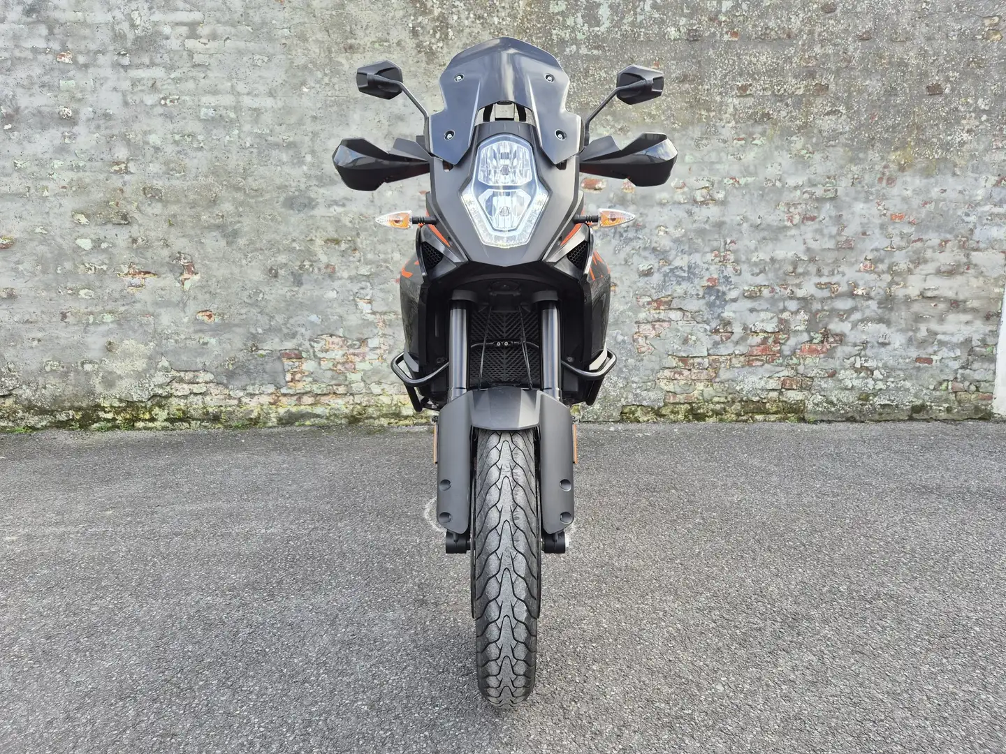 KTM 1090 Adventure Orange - 1