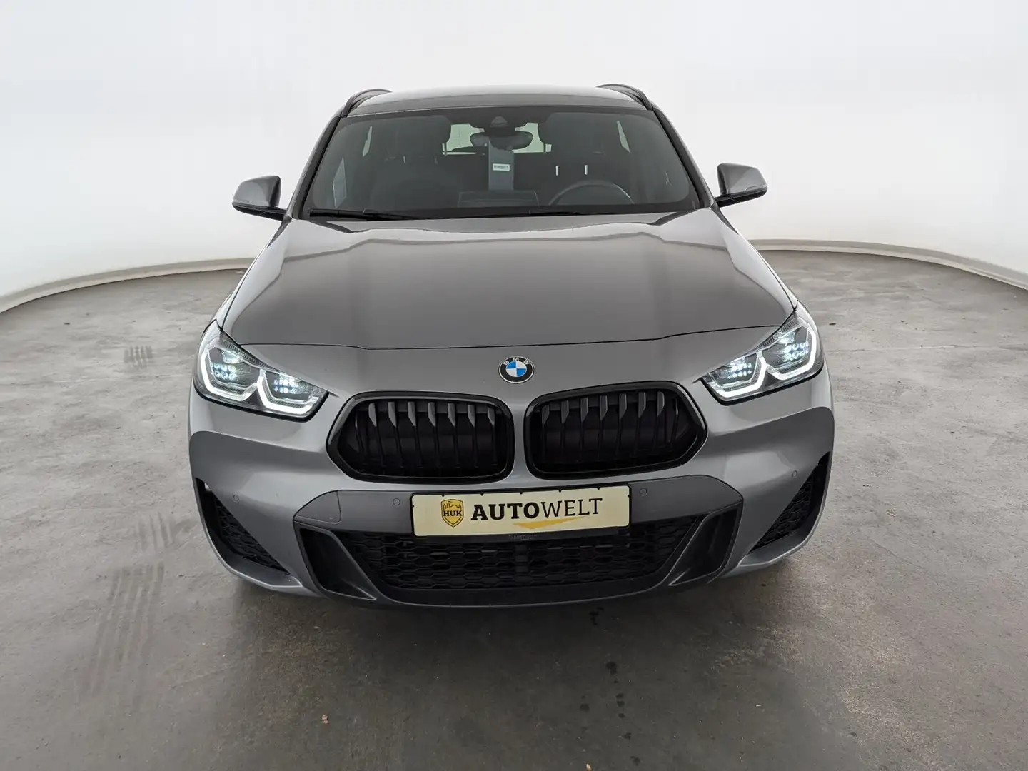 BMW X2 X2 xDrive20d M Sport LED+NAVI+AHK+SHZ+RFK+ACC+ Grau - 2