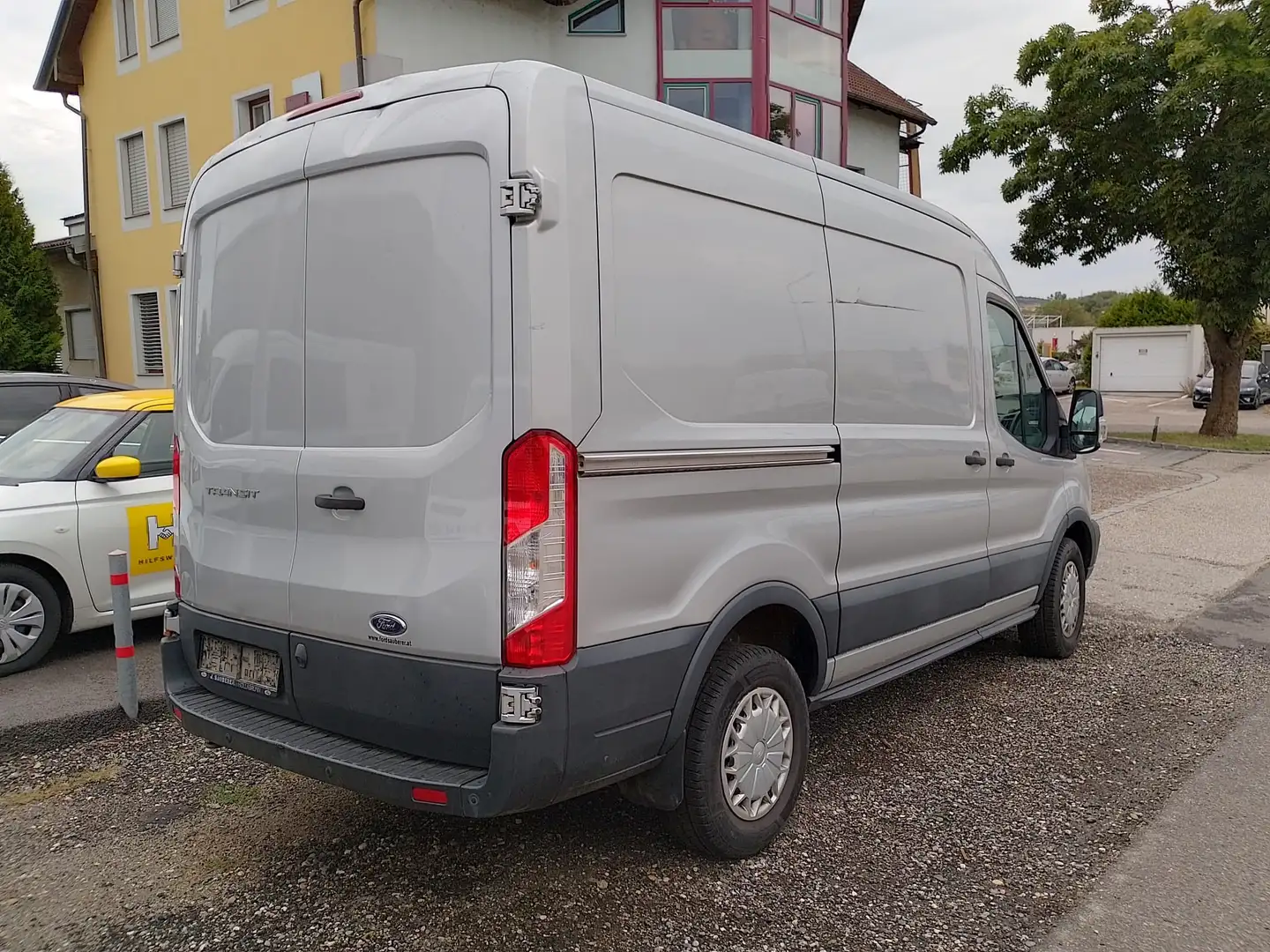 Ford Transit Bus Minibus 2,2 TDCi L2H2 350 Ambiente - 2
