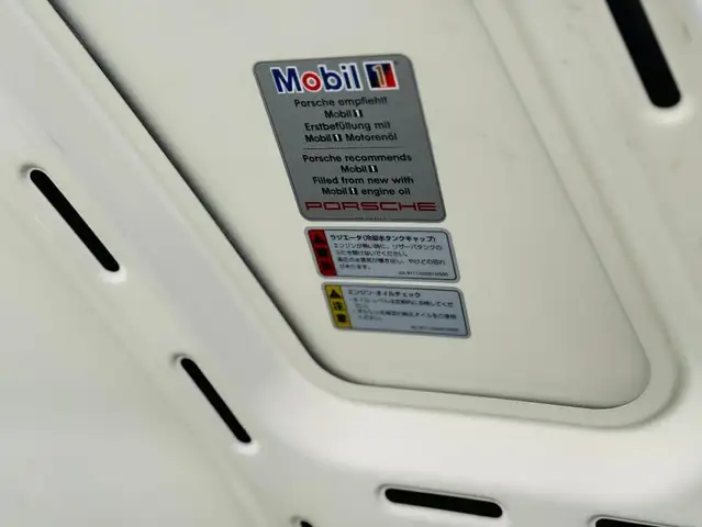 Porsche Boxster view 28
