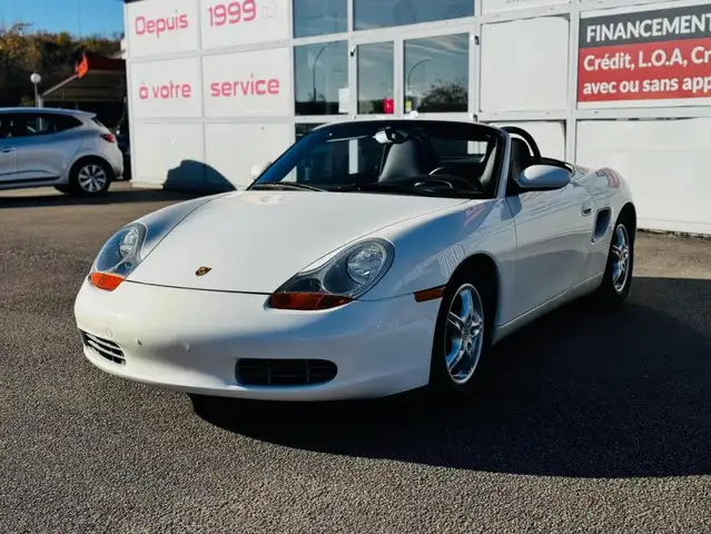 Porsche Boxster view 4