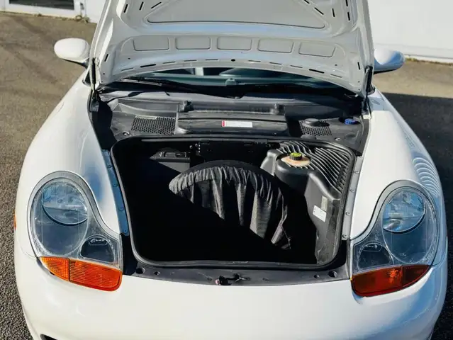 Porsche Boxster view 15
