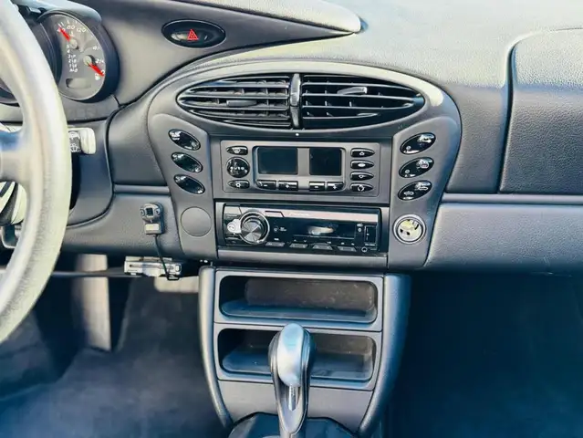 Porsche Boxster view 24