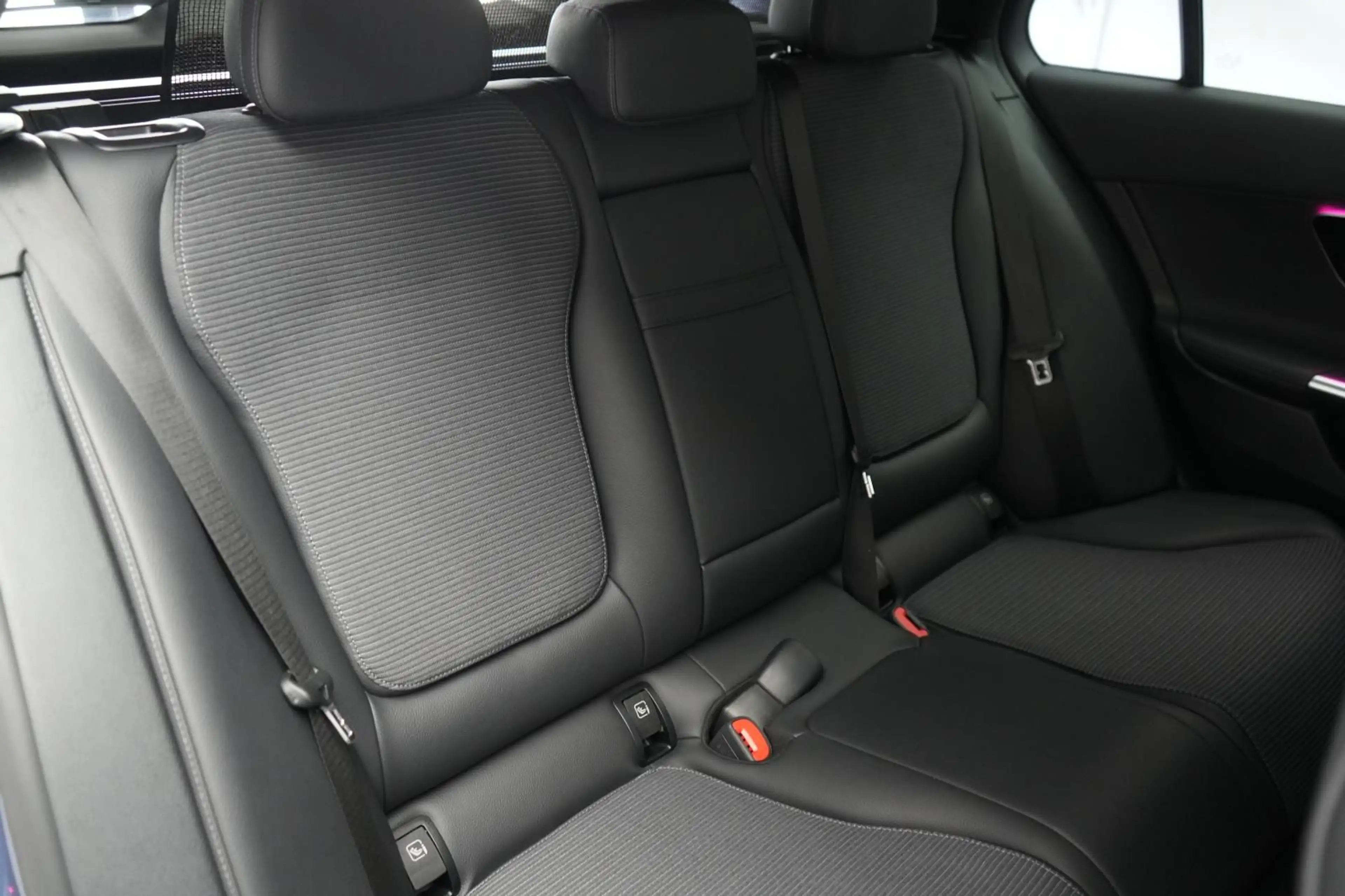 Mercedes-Benz C 220 d T 9G-Tronic Avantgarde Temp/Kamera/Lane/ — photo 14