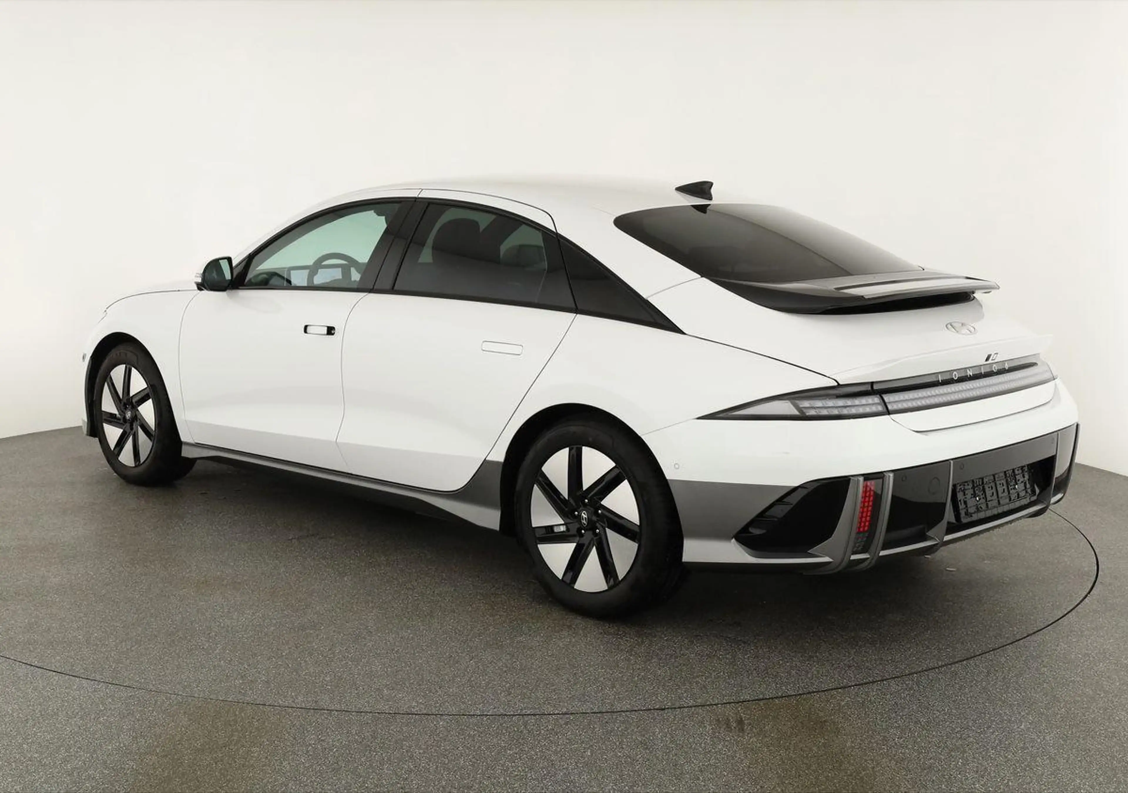 Hyundai IONIQ 6 Top Line Elektro 4WD Top-LINE 4WD, HuD, Navi, M... — photo 3